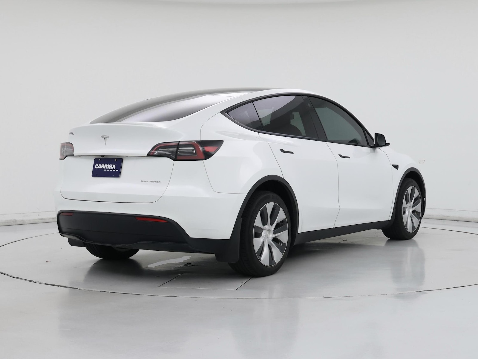 2023 Tesla Model Y Long Range - Photo 9