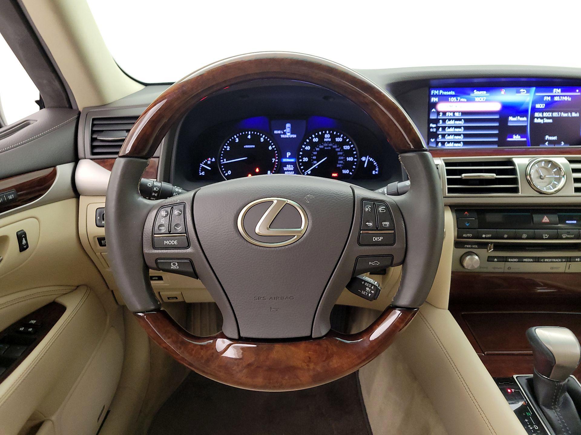 Thumbnail: 2017 Lexus LS - 10
