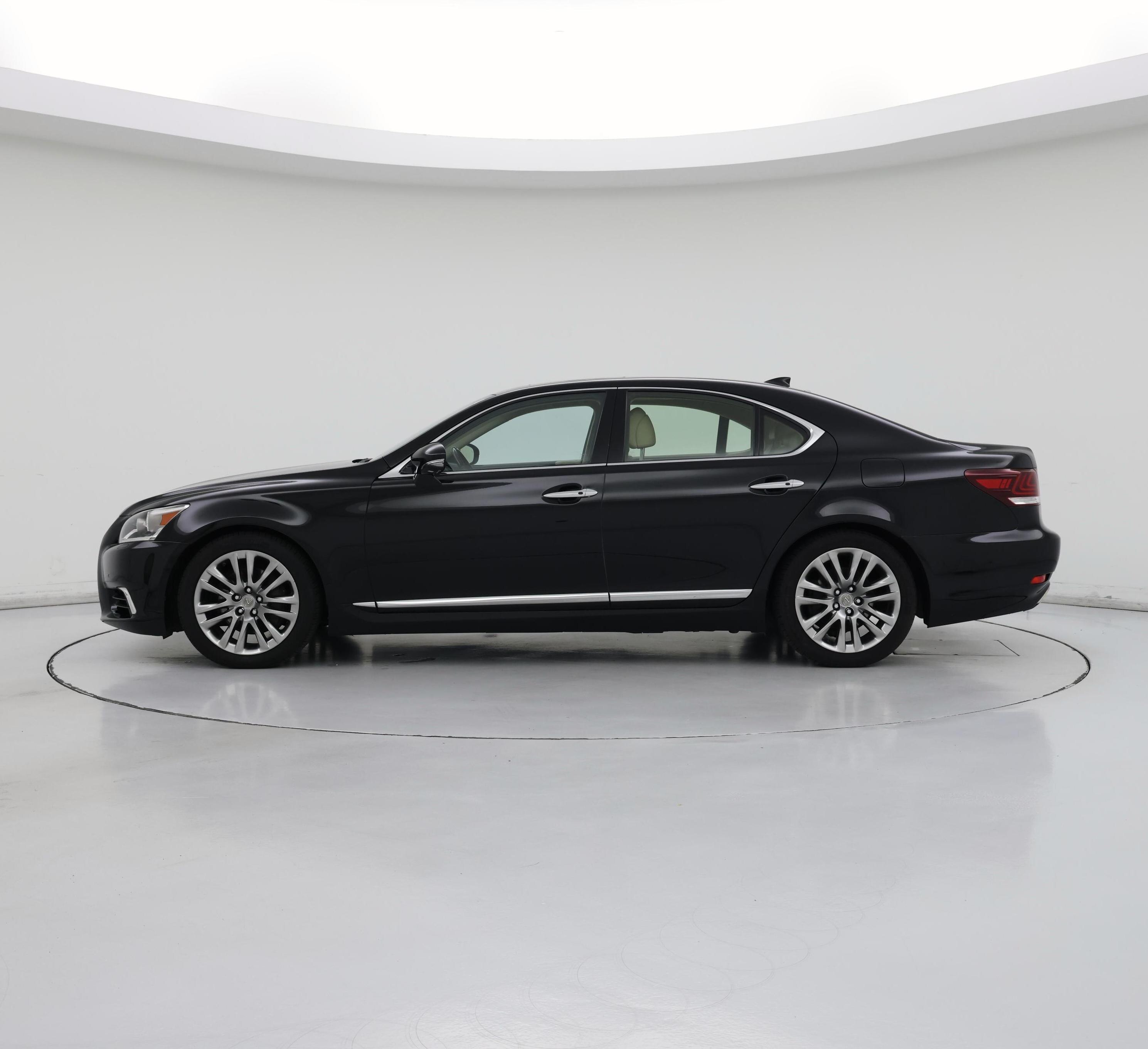Thumbnail: 2017 Lexus LS - 3