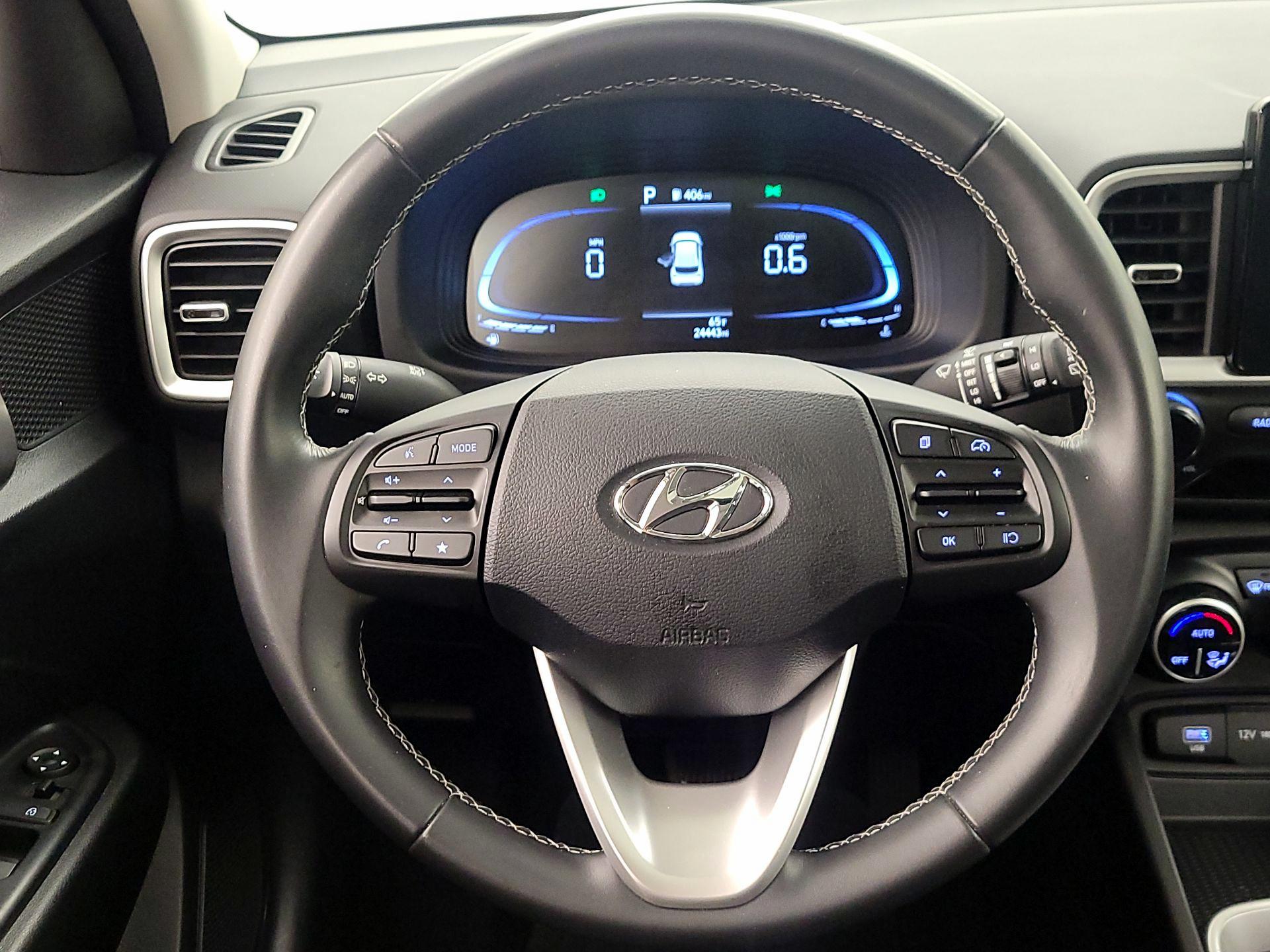 Thumbnail: 2024 Hyundai Venue - 10
