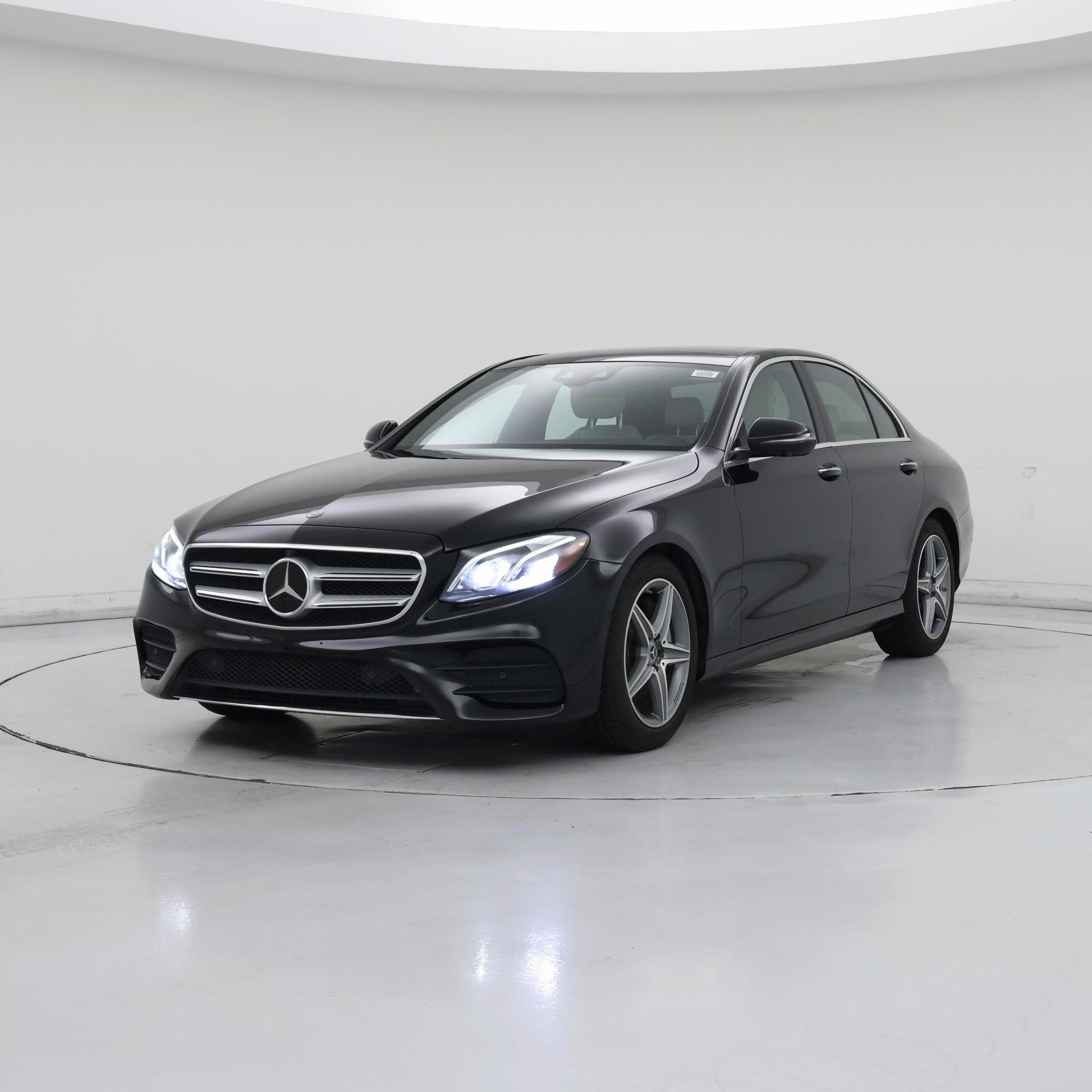 Thumbnail: 2018 Mercedes-Benz E-Class - 4