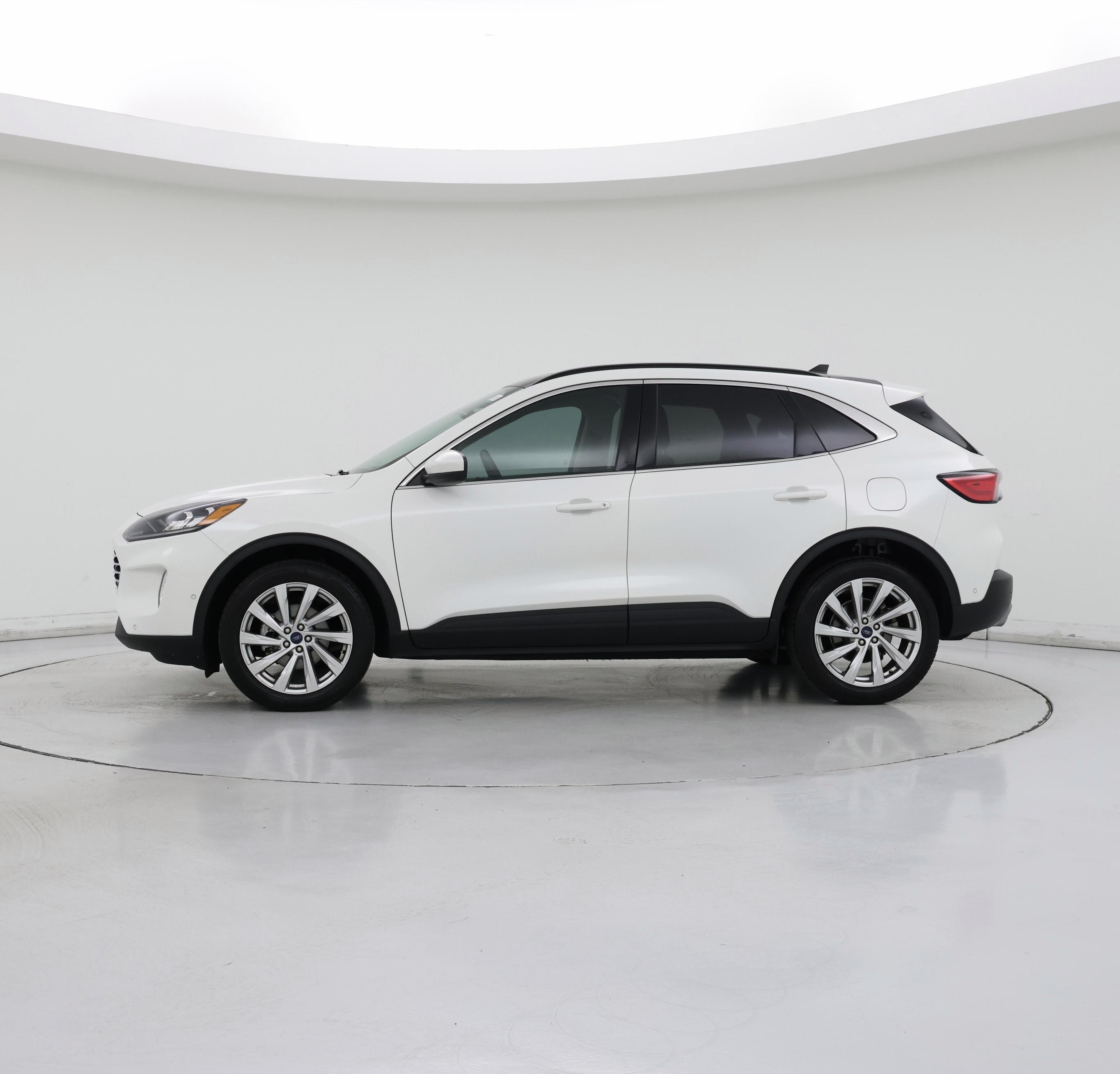 Thumbnail: 2022 Ford Escape - 3