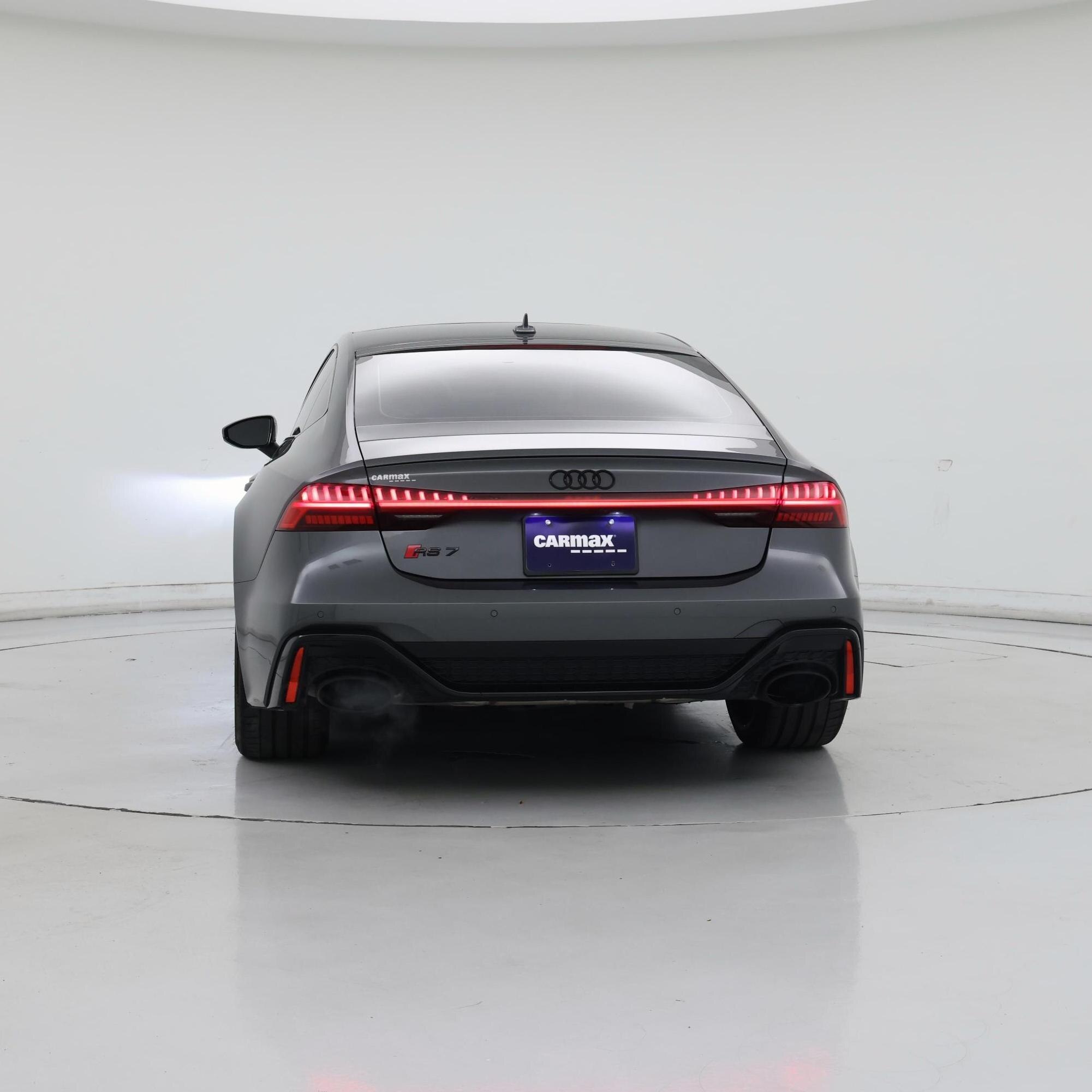 Thumbnail: 2023 Audi RS 7 - 6