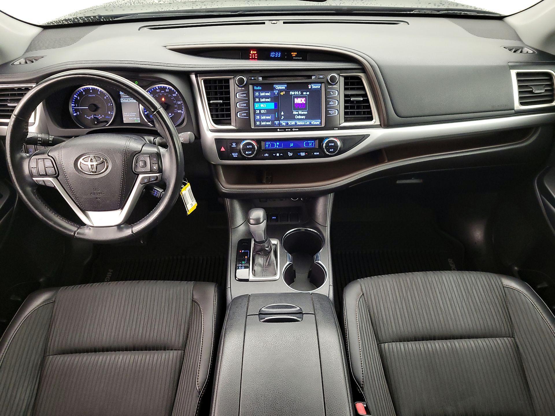 Thumbnail: 2019 Toyota Highlander - 9