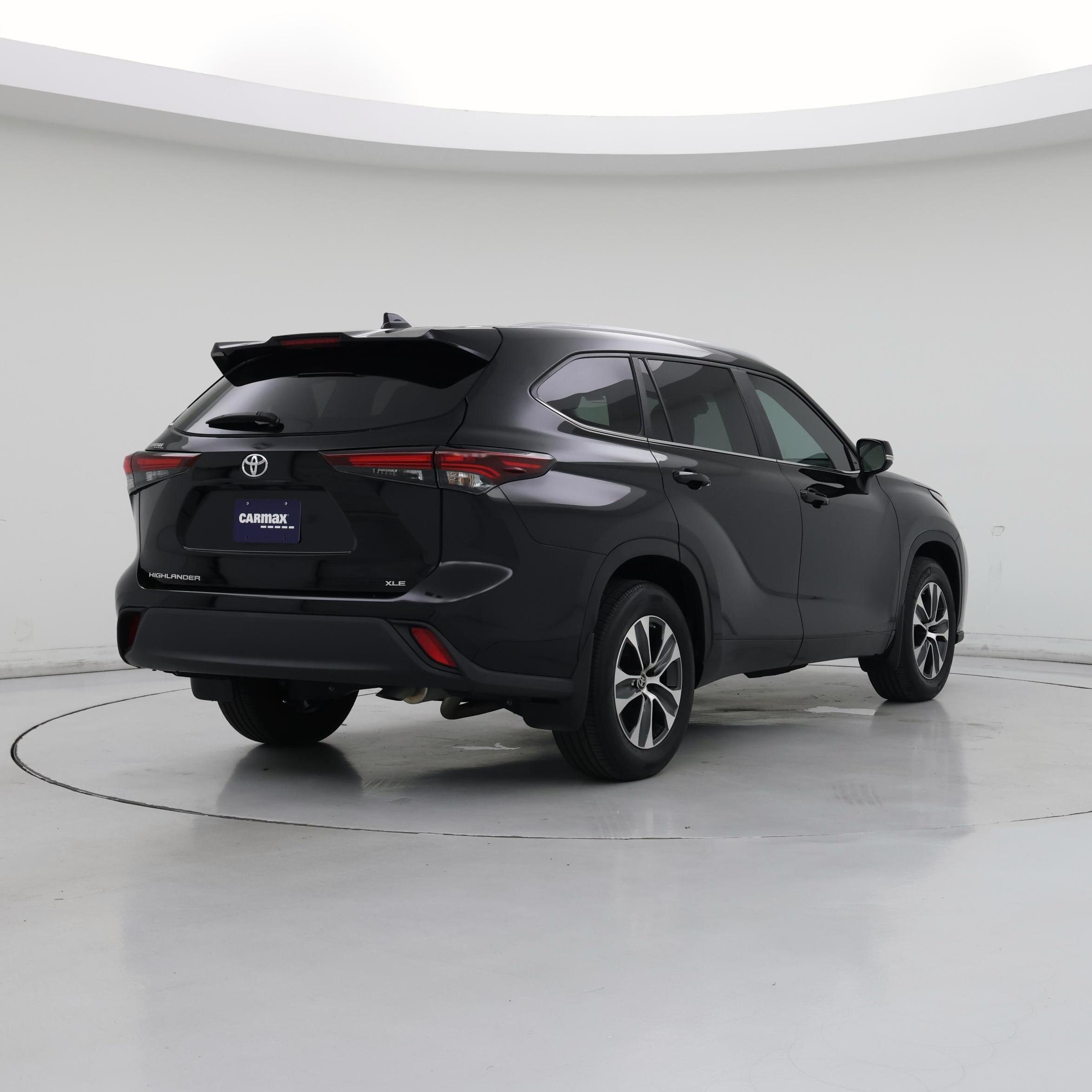 Thumbnail: 2024 Toyota Highlander - 8