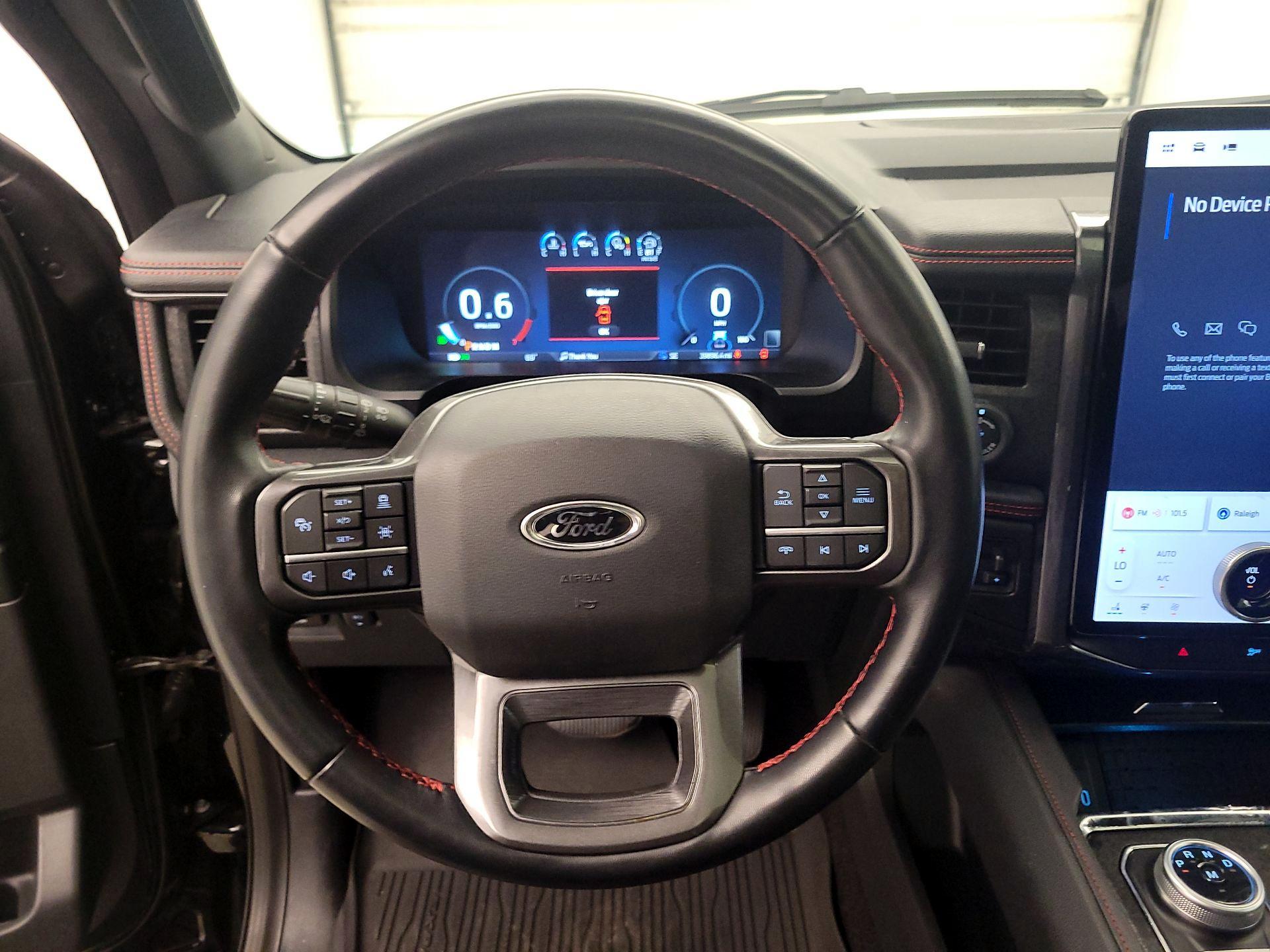 Thumbnail: 2023 Ford Expedition - 10