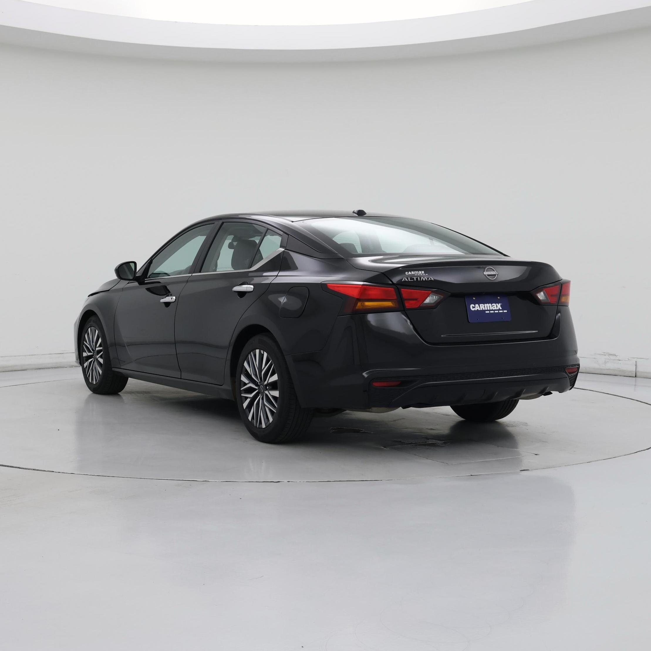 Thumbnail: 2025 Nissan Altima - 2