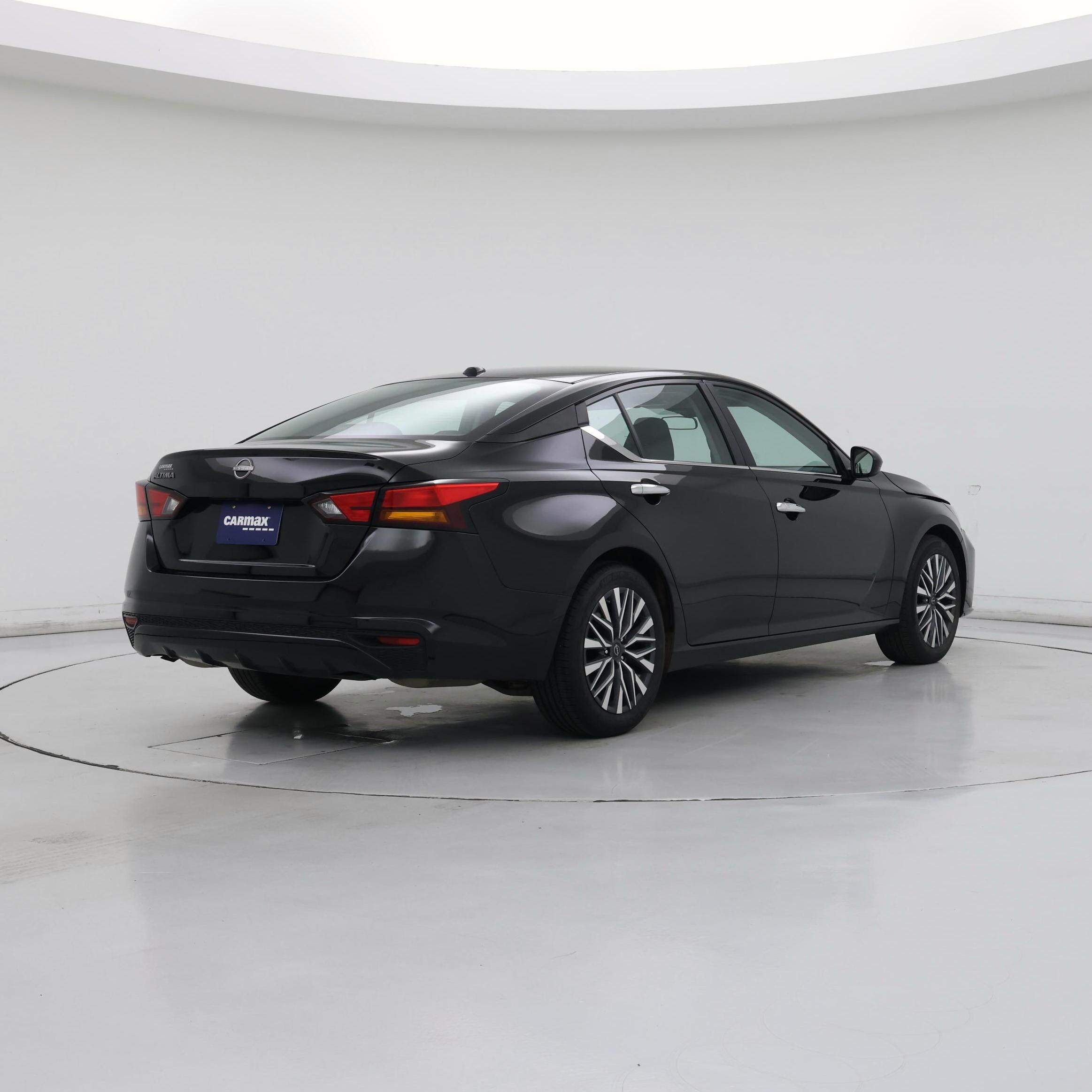 Thumbnail: 2025 Nissan Altima - 8