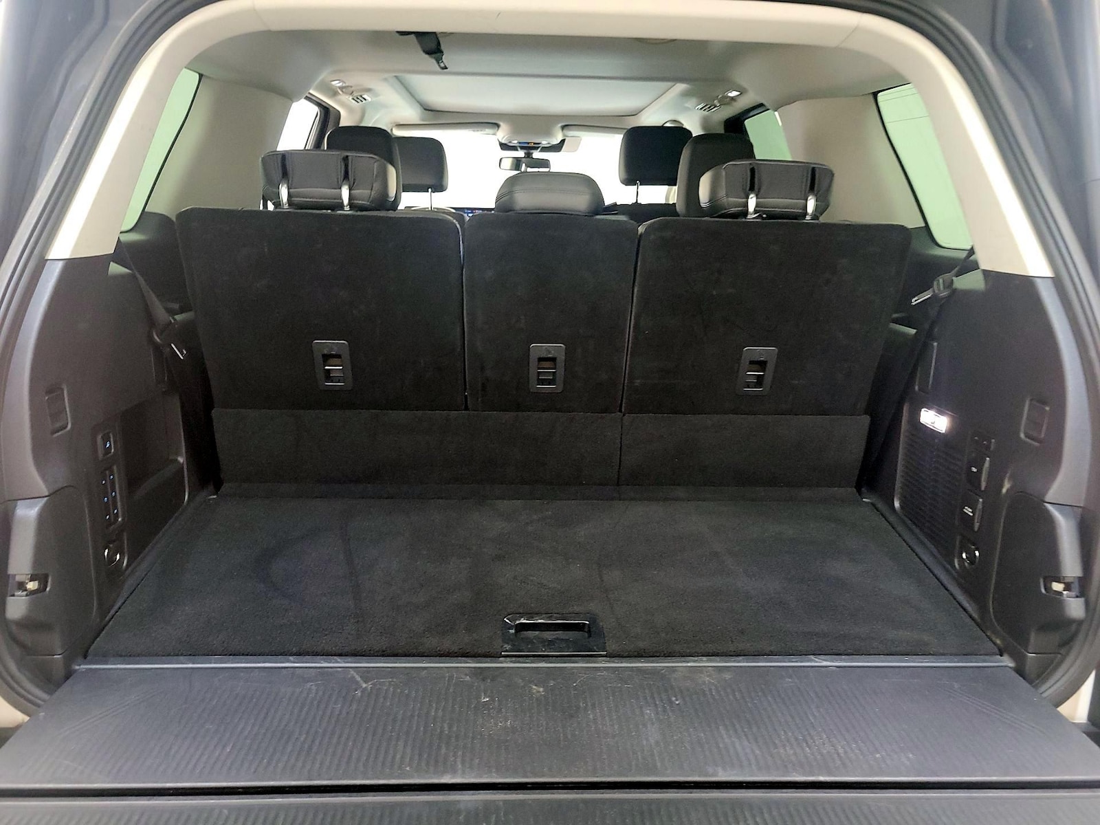2025 Ford Expedition Active - Photo 24