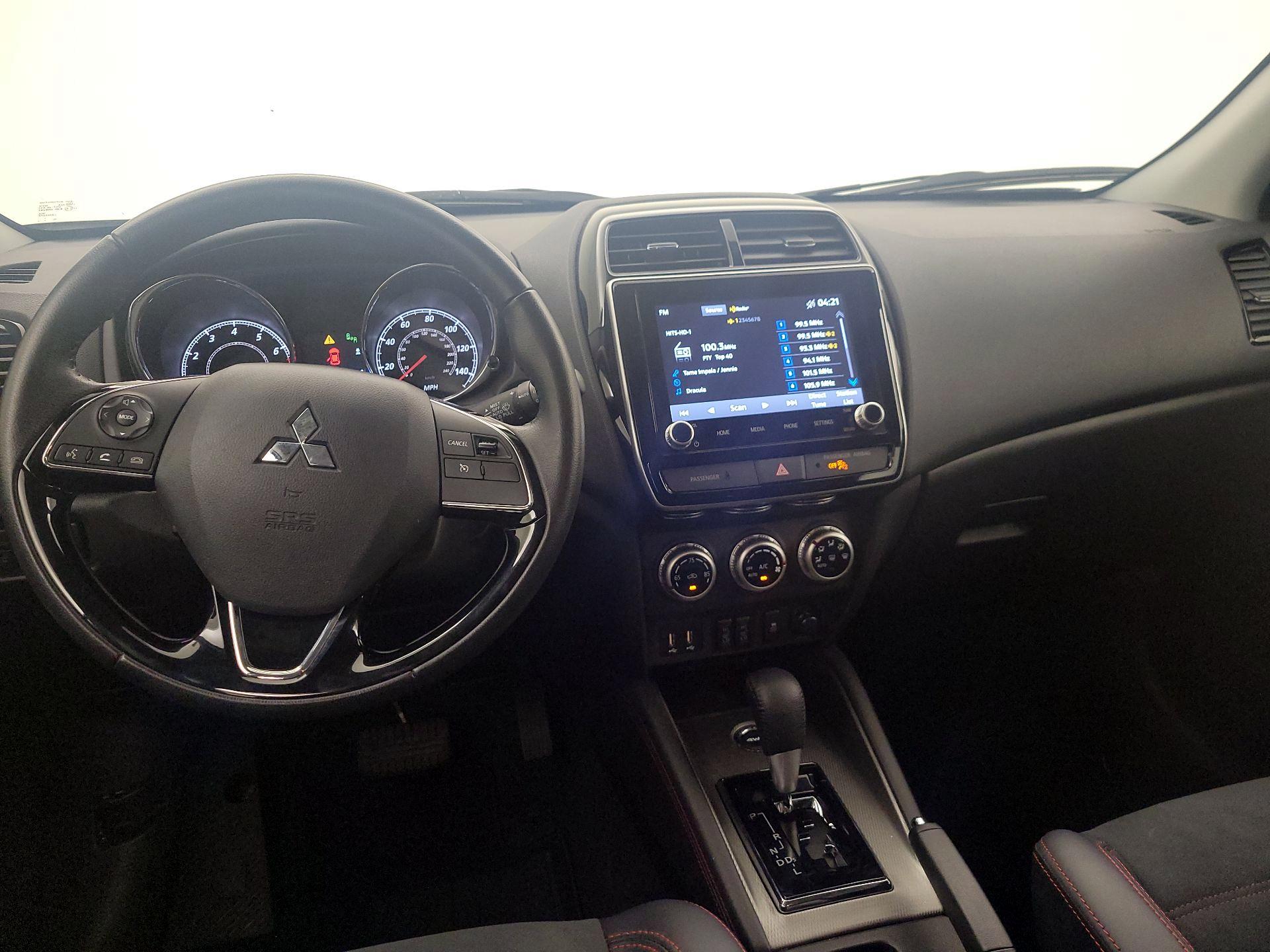 Thumbnail: 2025 Mitsubishi Outlander Sport - 9