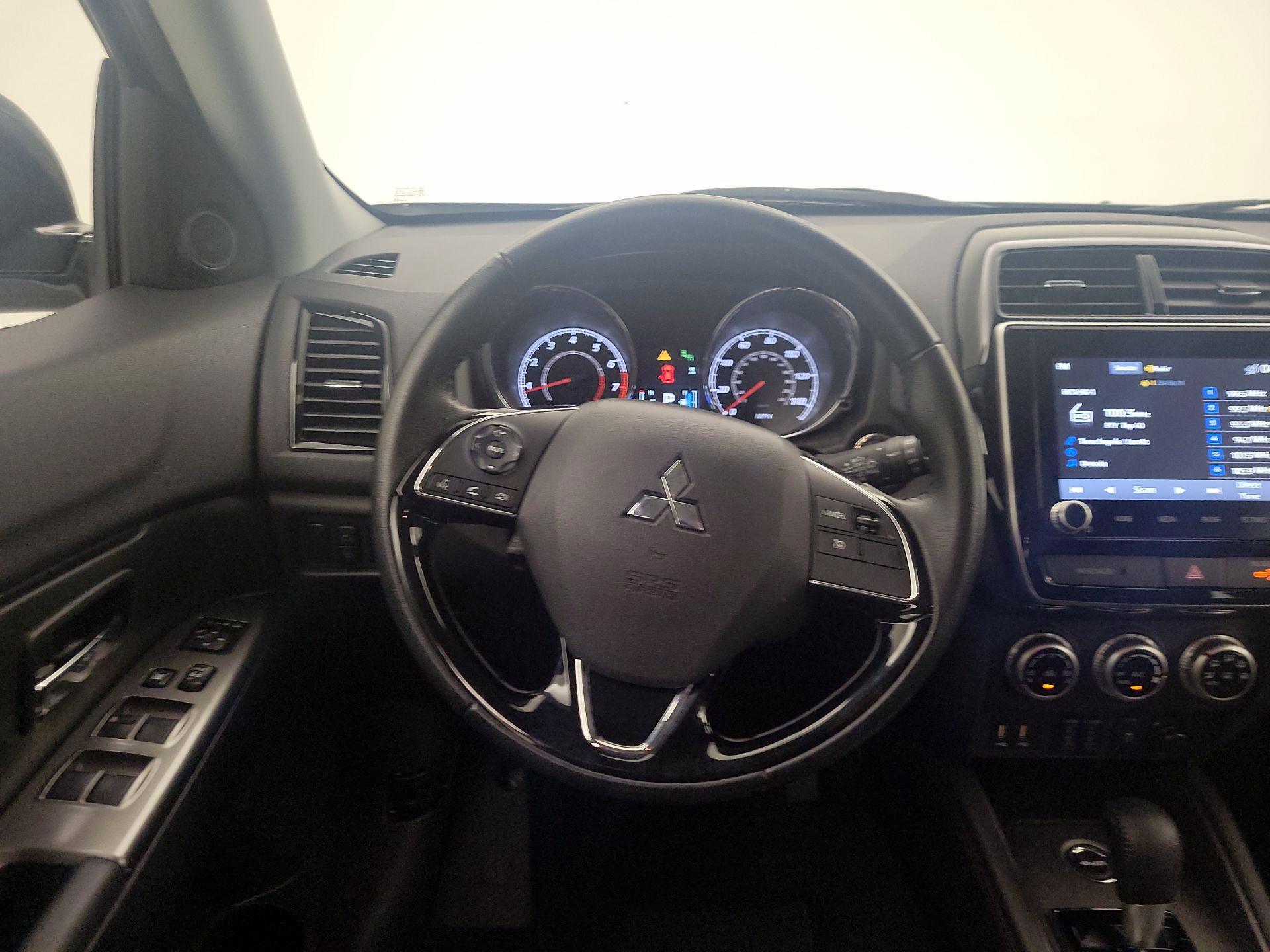 Thumbnail: 2025 Mitsubishi Outlander Sport - 10
