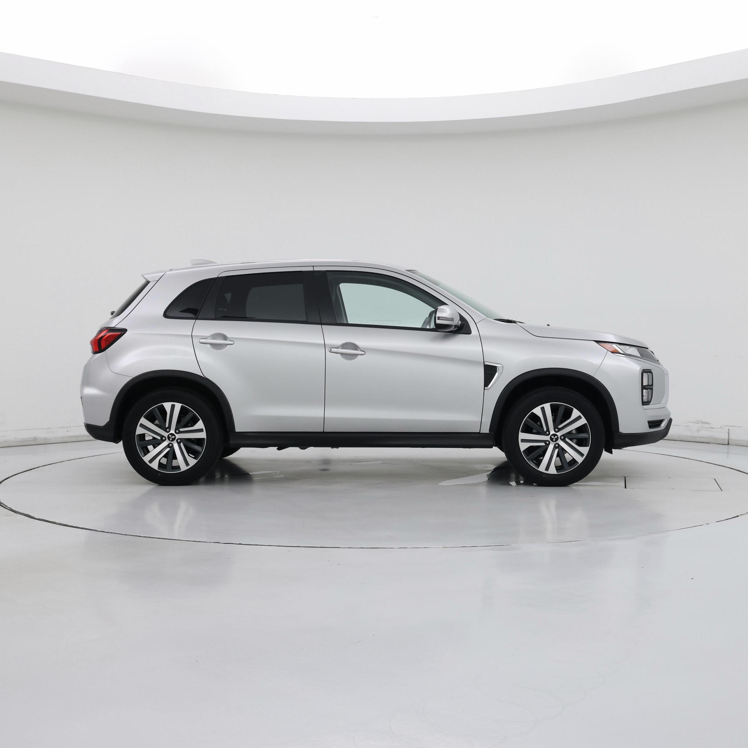 Thumbnail: 2025 Mitsubishi Outlander Sport - 7