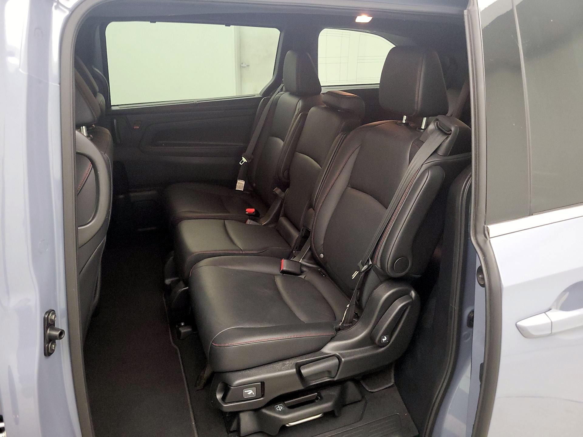 Thumbnail: 2025 Honda Odyssey - 20