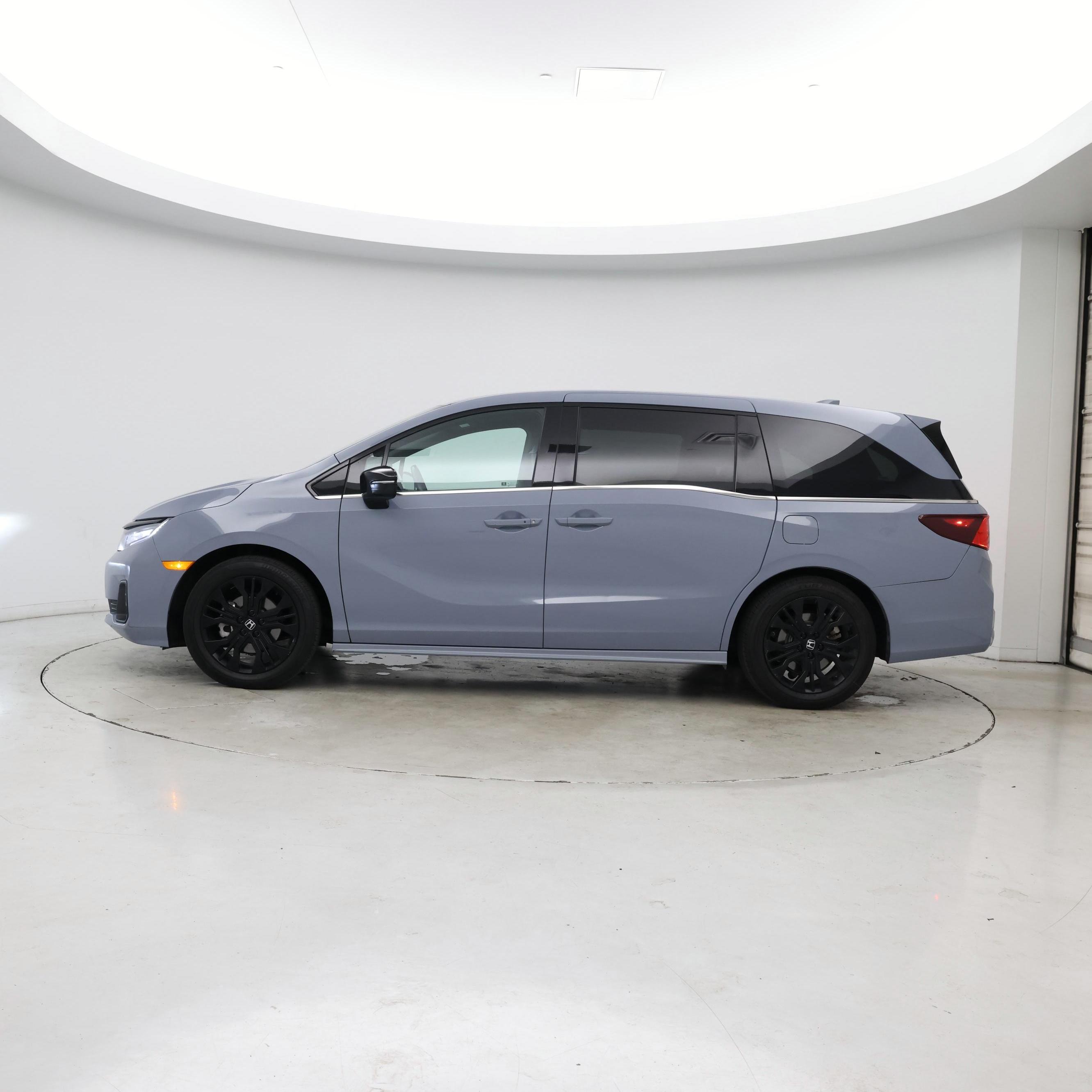 Thumbnail: 2025 Honda Odyssey - 3