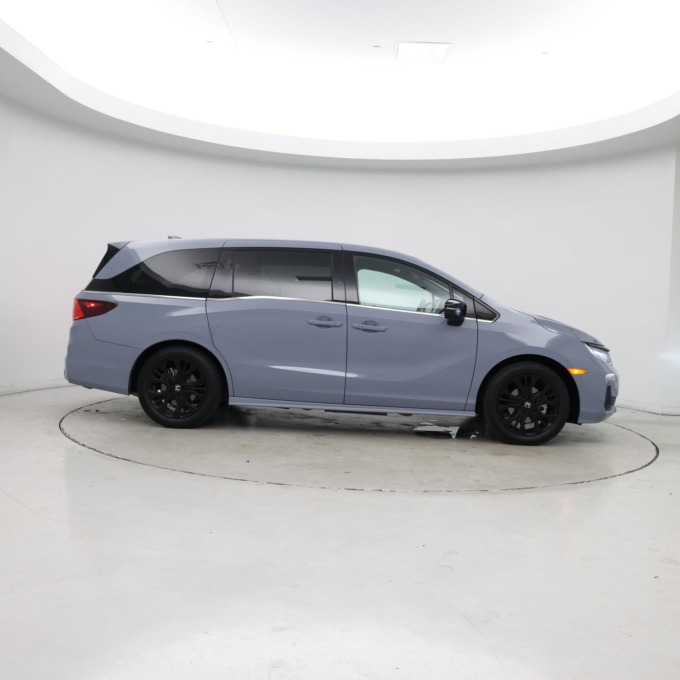 Thumbnail: 2025 Honda Odyssey - 7