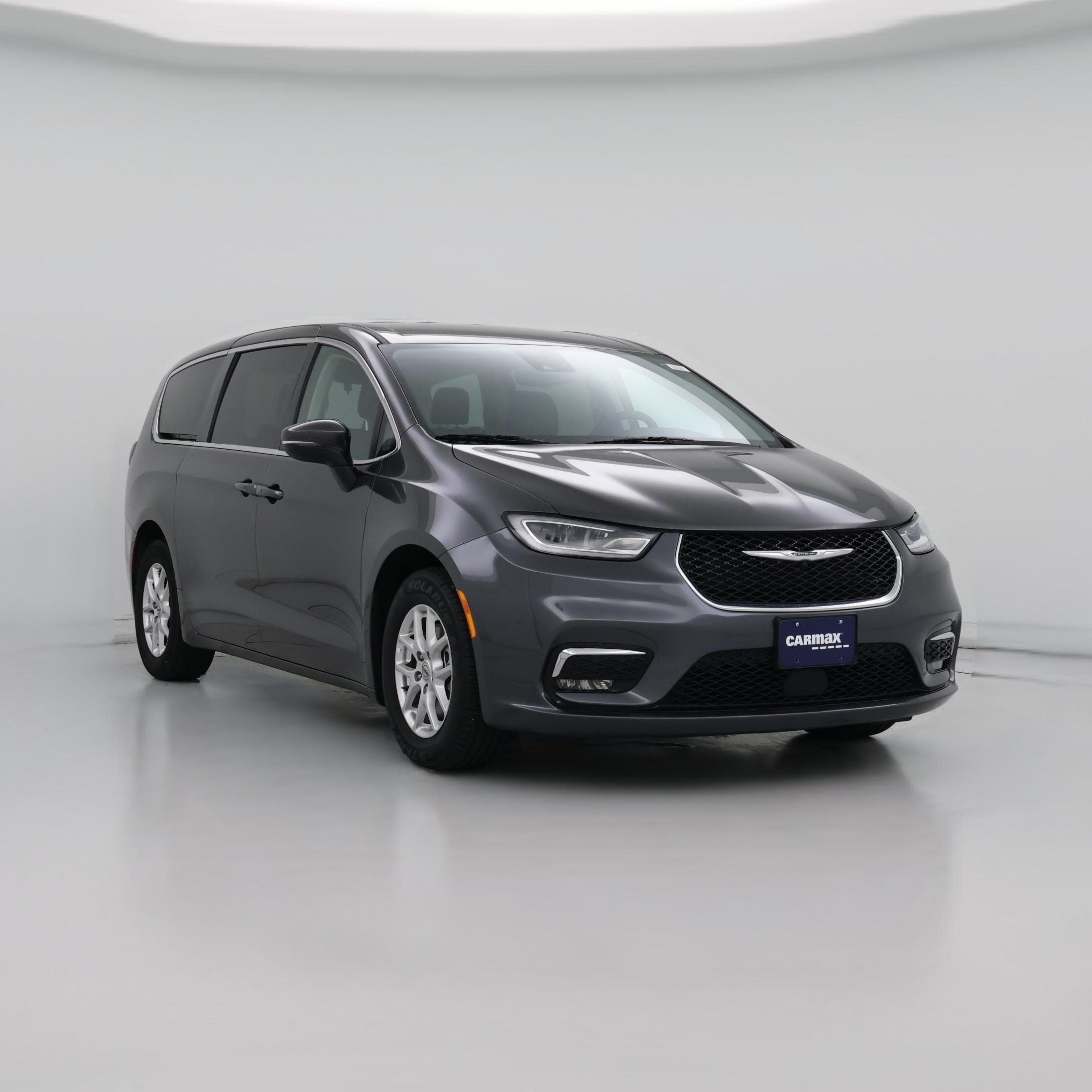 Thumbnail: 2023 Chrysler Pacifica - 1