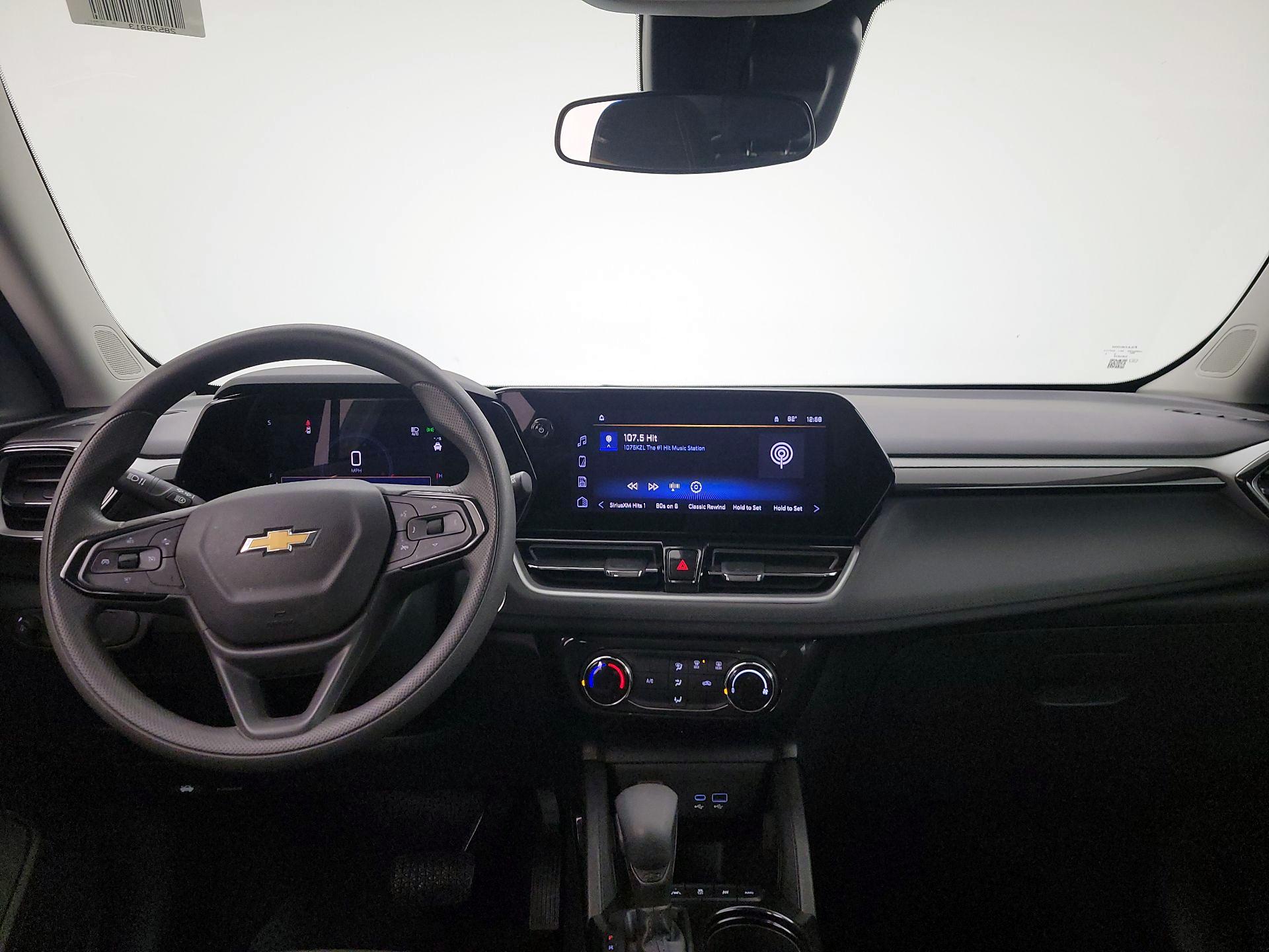 Thumbnail: 2025 Chevrolet TrailBlazer - 9