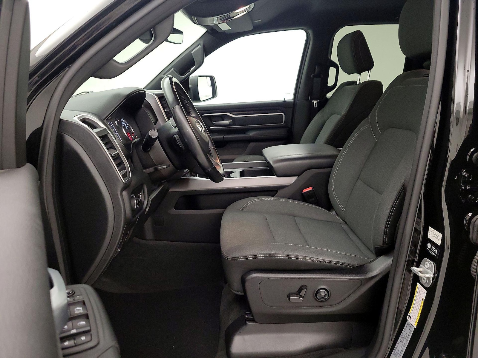 Power Seat(s) & Side Airbags