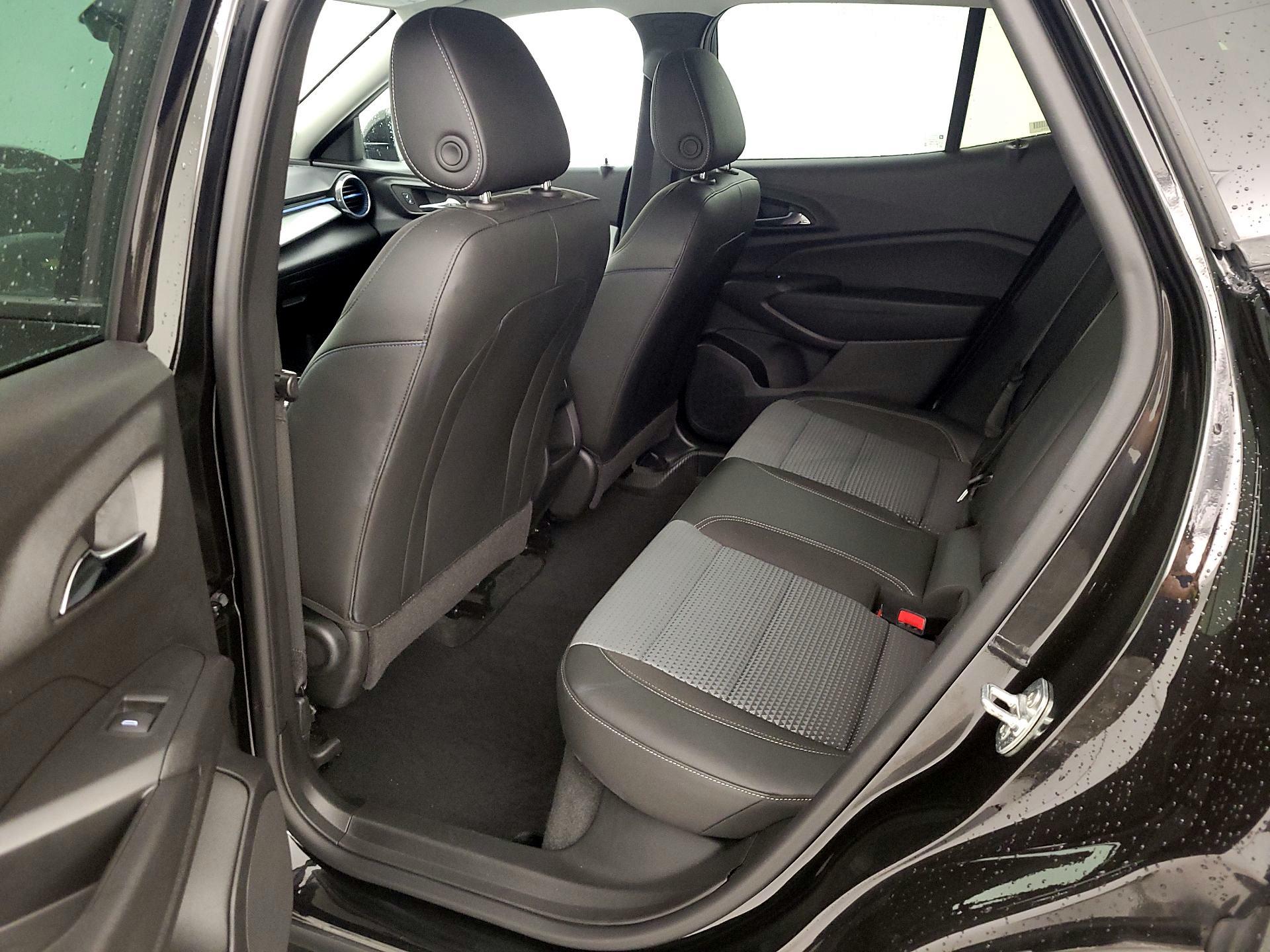 Thumbnail: 2025 Chevrolet Trax - 19