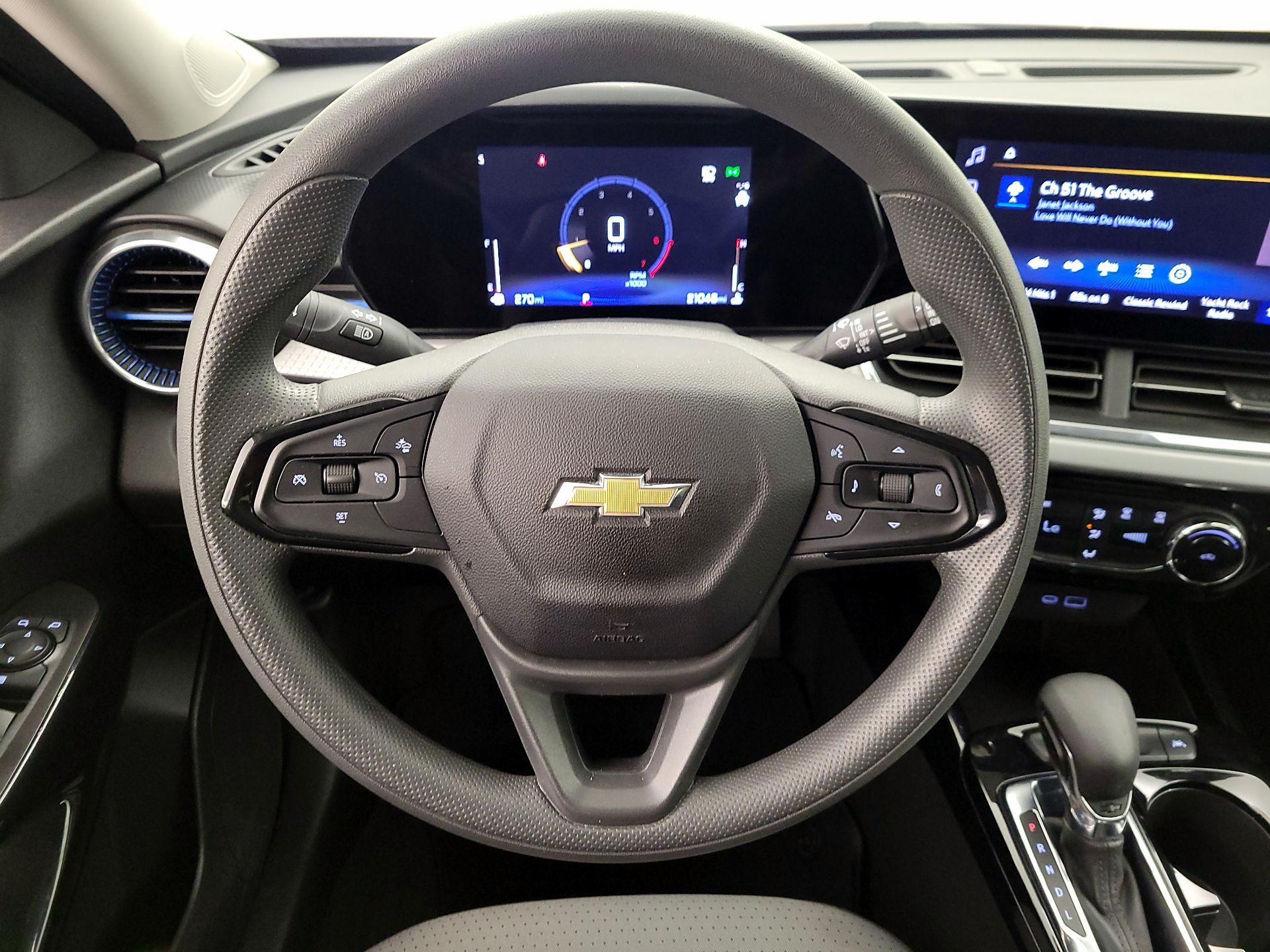 Thumbnail: 2025 Chevrolet Trax - 10