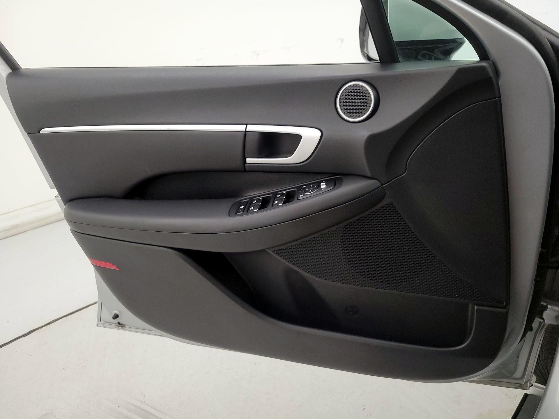 Thumbnail: 2025 Hyundai Sonata - 12