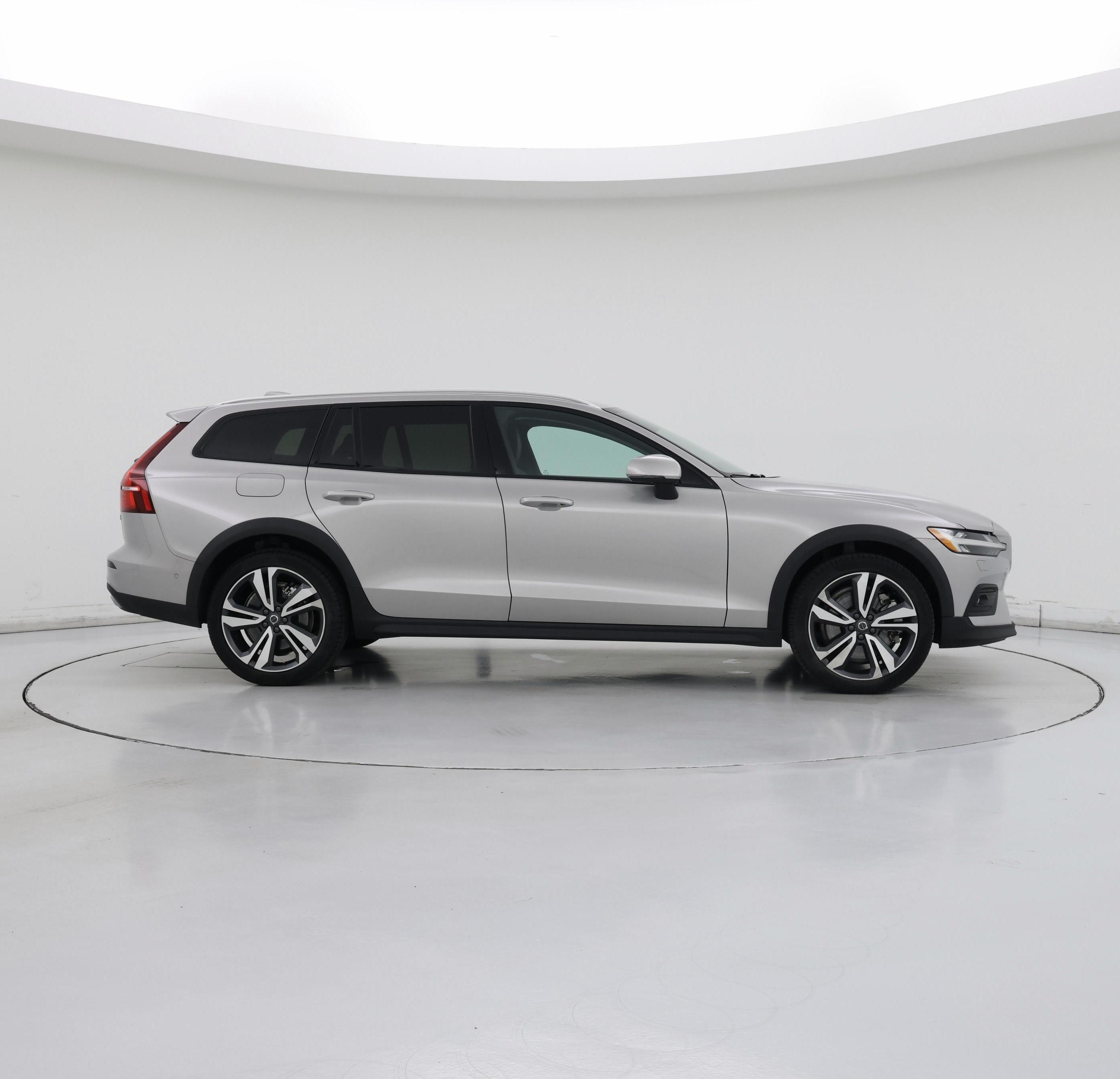 Thumbnail: 2025 Volvo S60 - 7