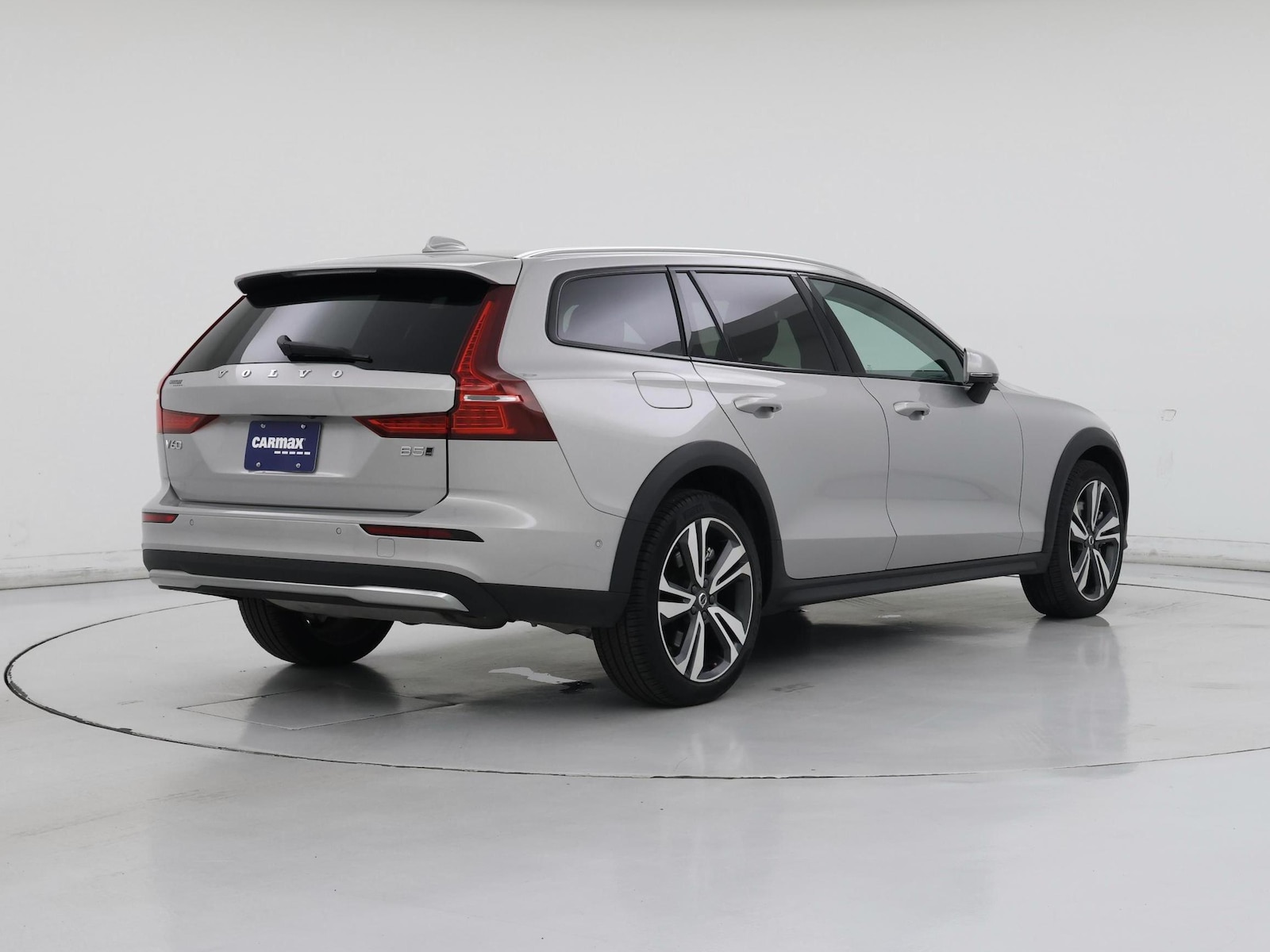 2025 Volvo V60 Cross Country Plus - Photo 9