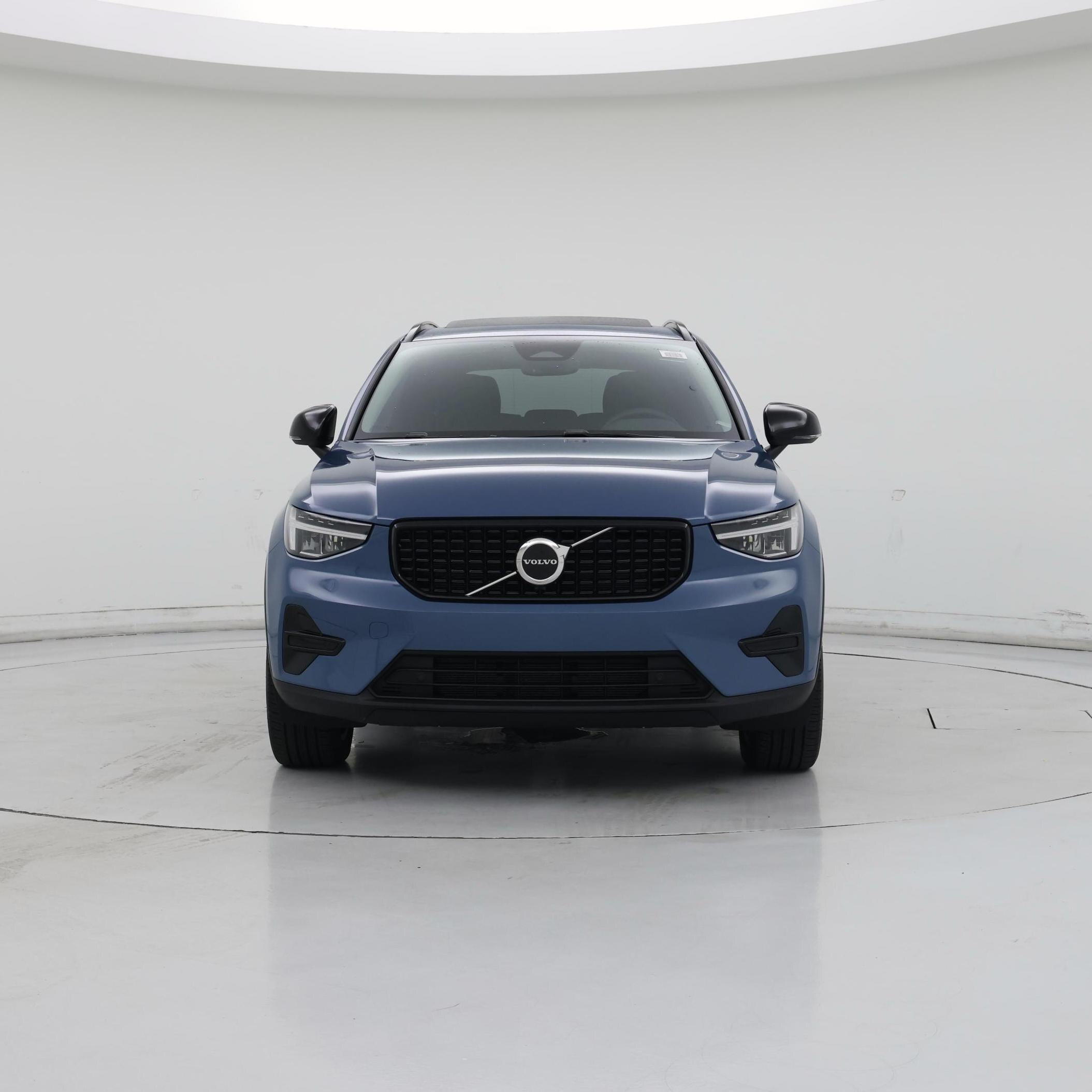 Thumbnail: 2024 Volvo XC40 - 5