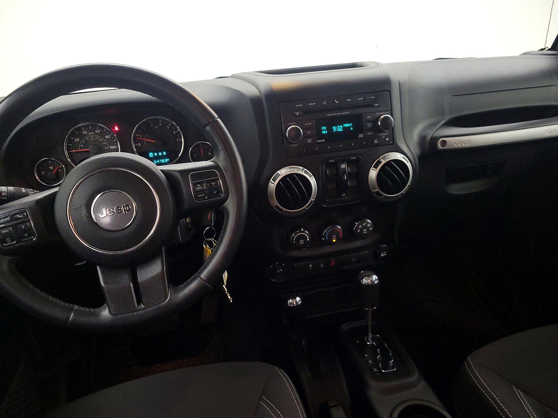 Thumbnail: 2017 Jeep Wrangler - 9