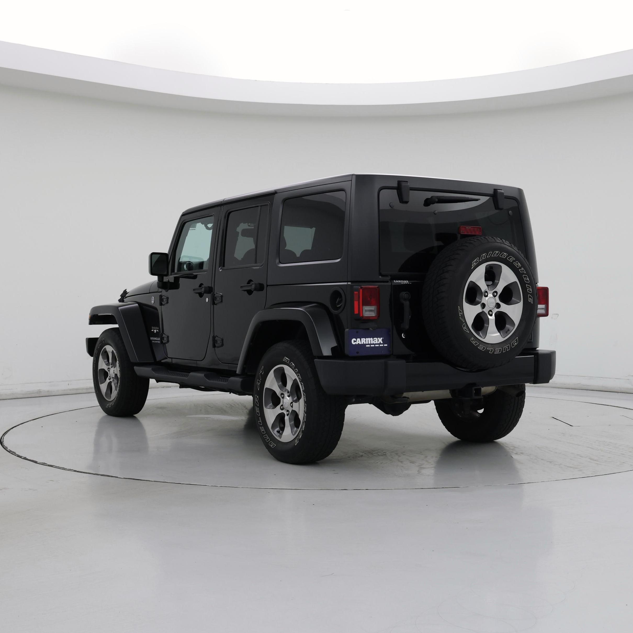 Thumbnail: 2017 Jeep Wrangler - 2