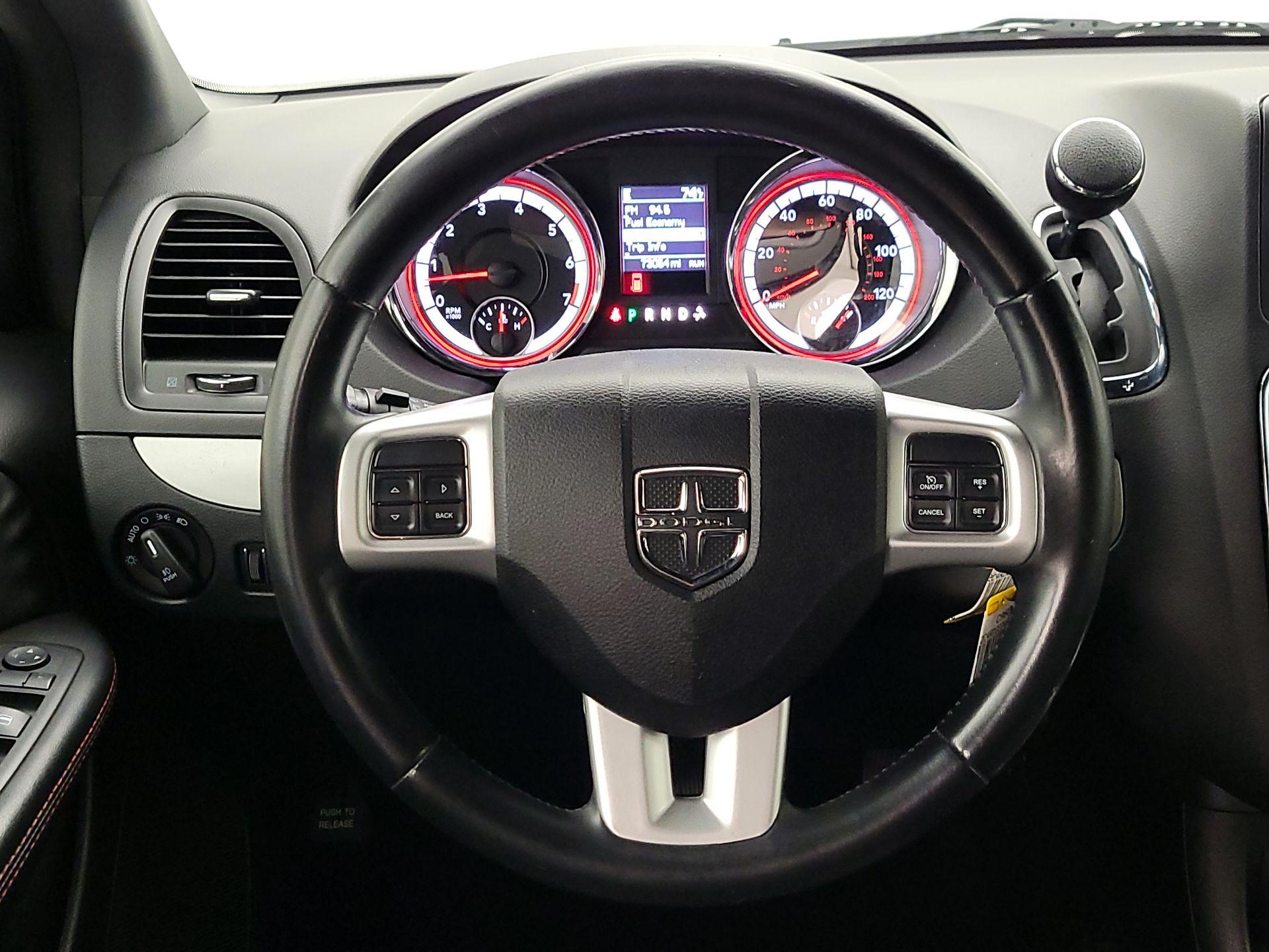 Thumbnail: 2016 Dodge Grand Caravan - 10