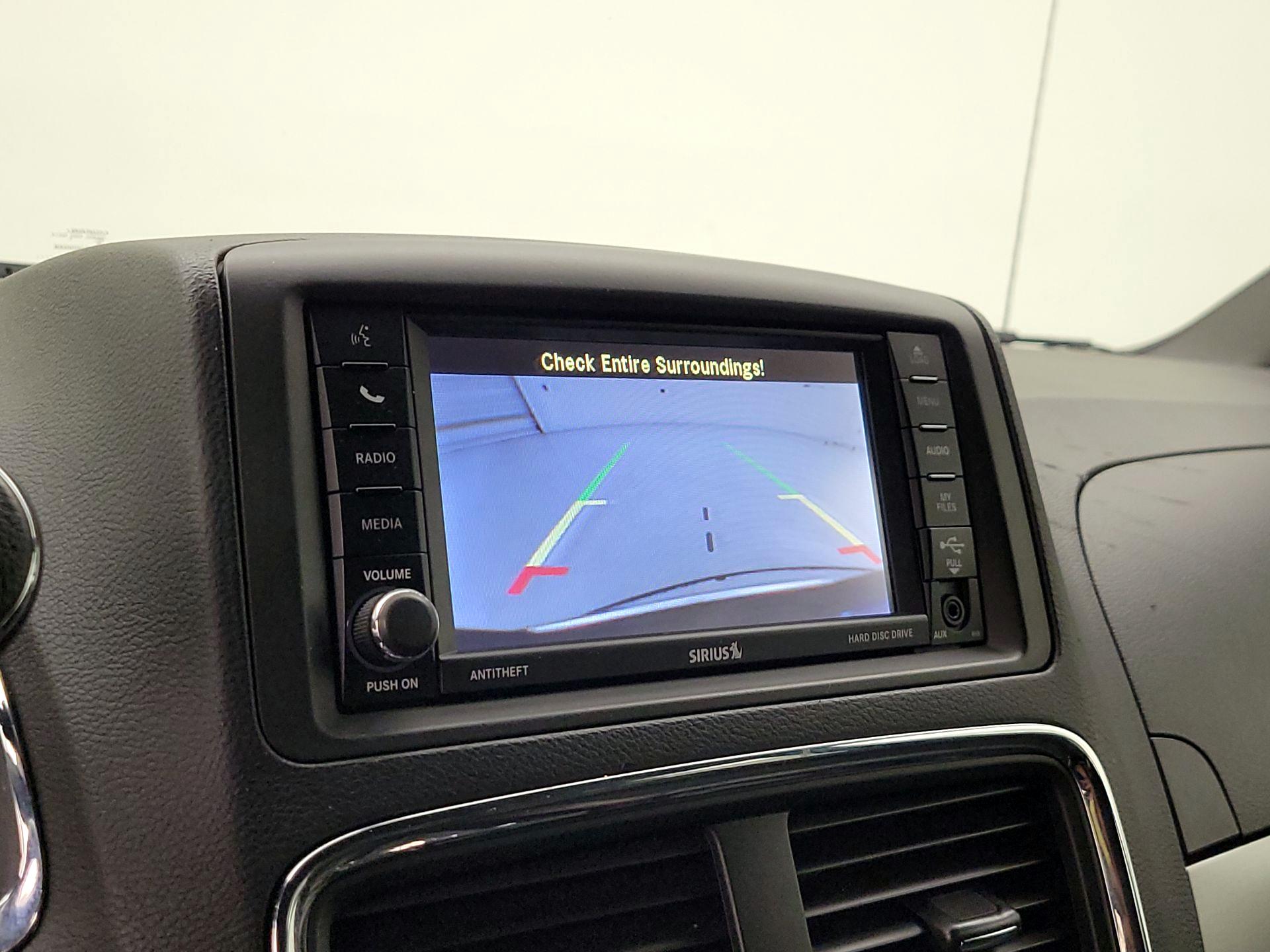 Thumbnail: 2016 Dodge Grand Caravan - 15