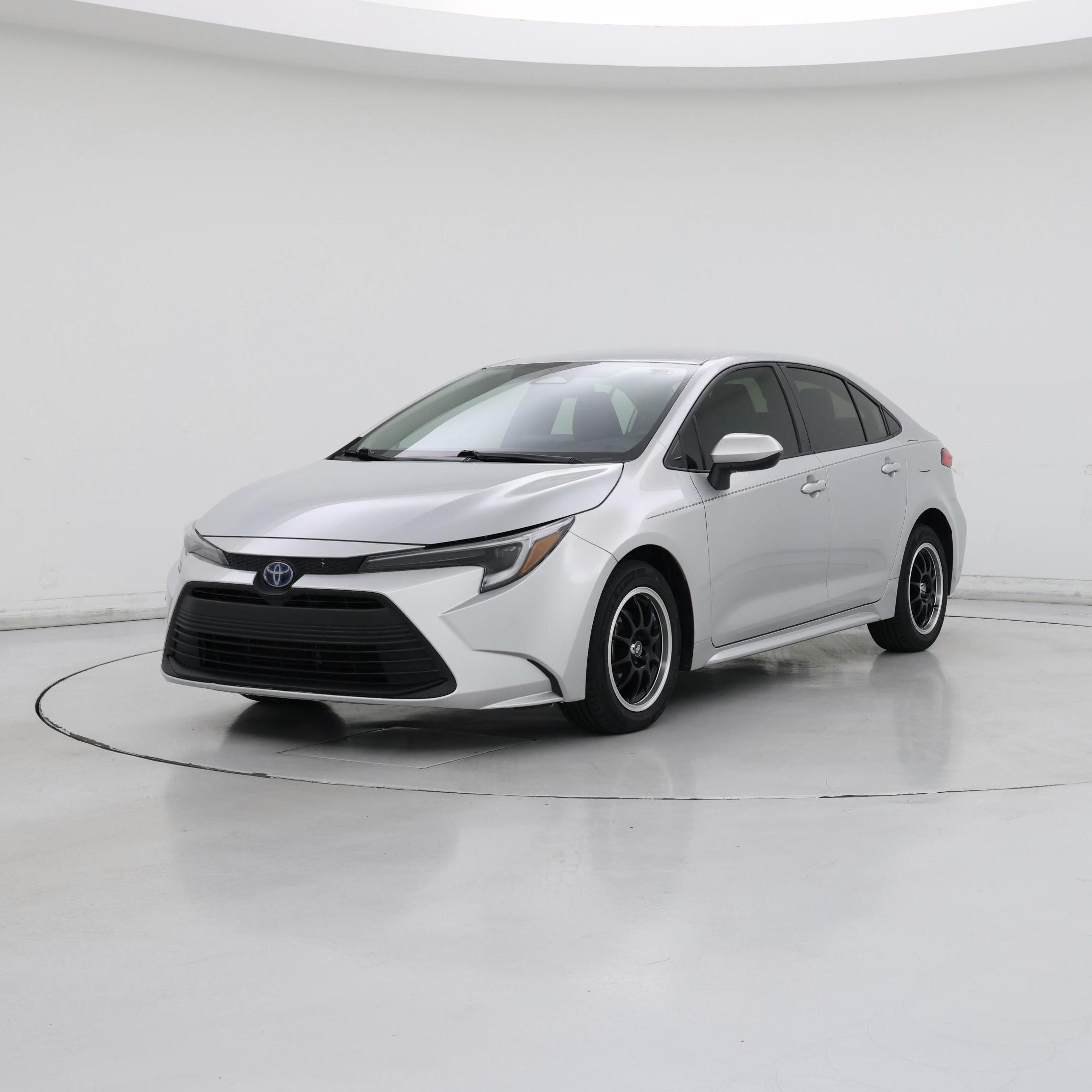 Thumbnail: 2023 Toyota Corolla - 4