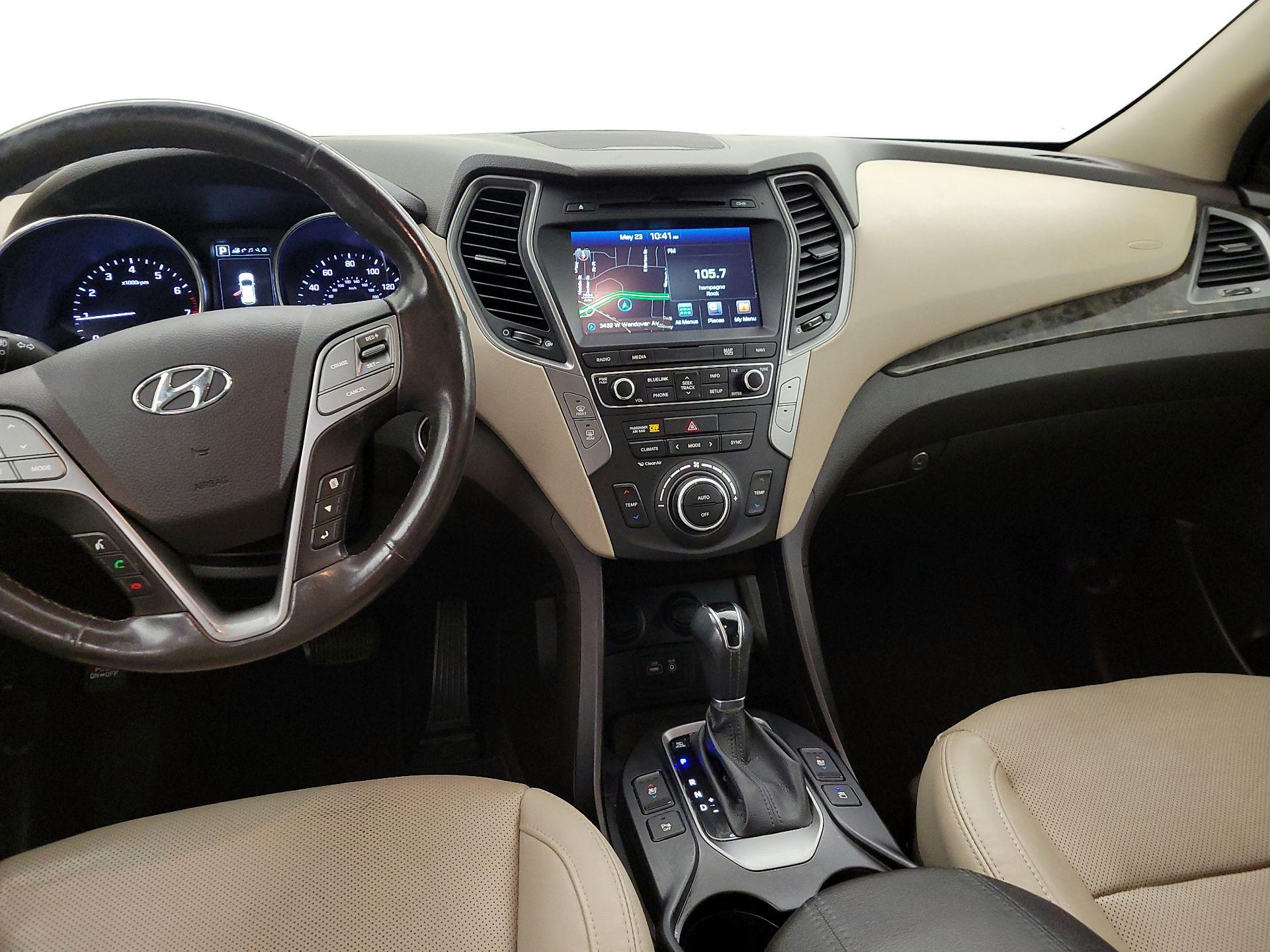 Thumbnail: 2017 Hyundai Santa Fe - 9