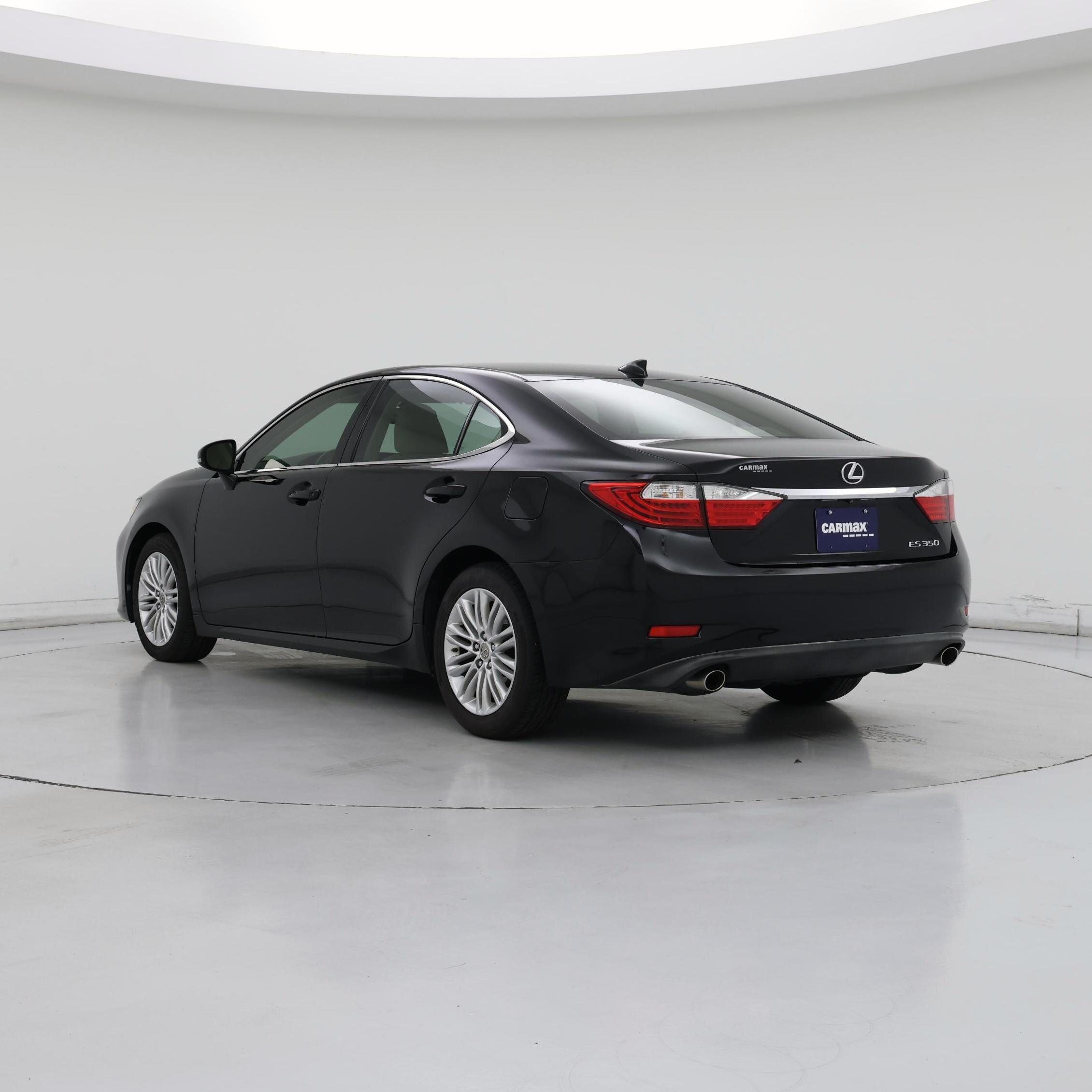 Thumbnail: 2015 Lexus ES - 2