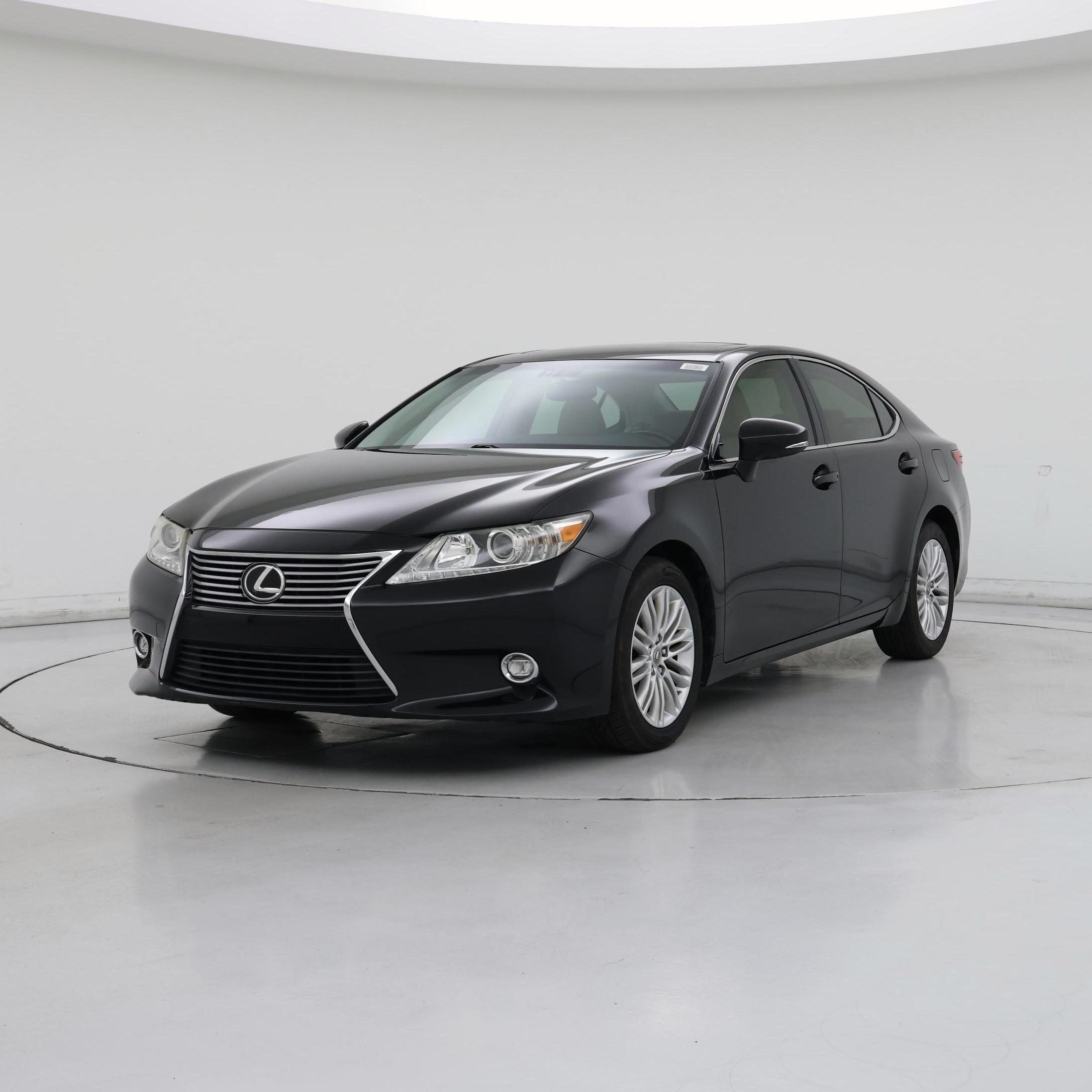 Thumbnail: 2015 Lexus ES - 4