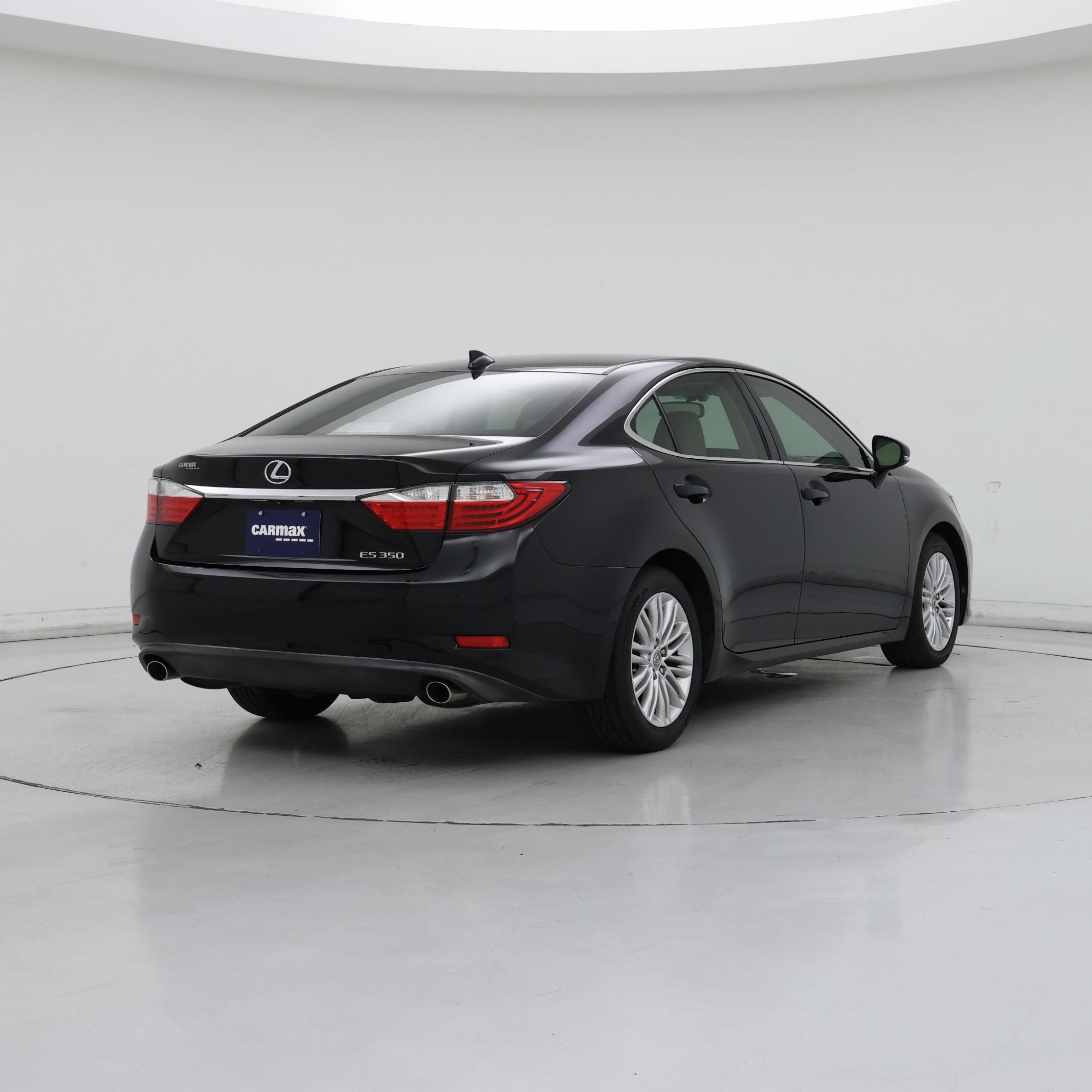 Thumbnail: 2015 Lexus ES - 8