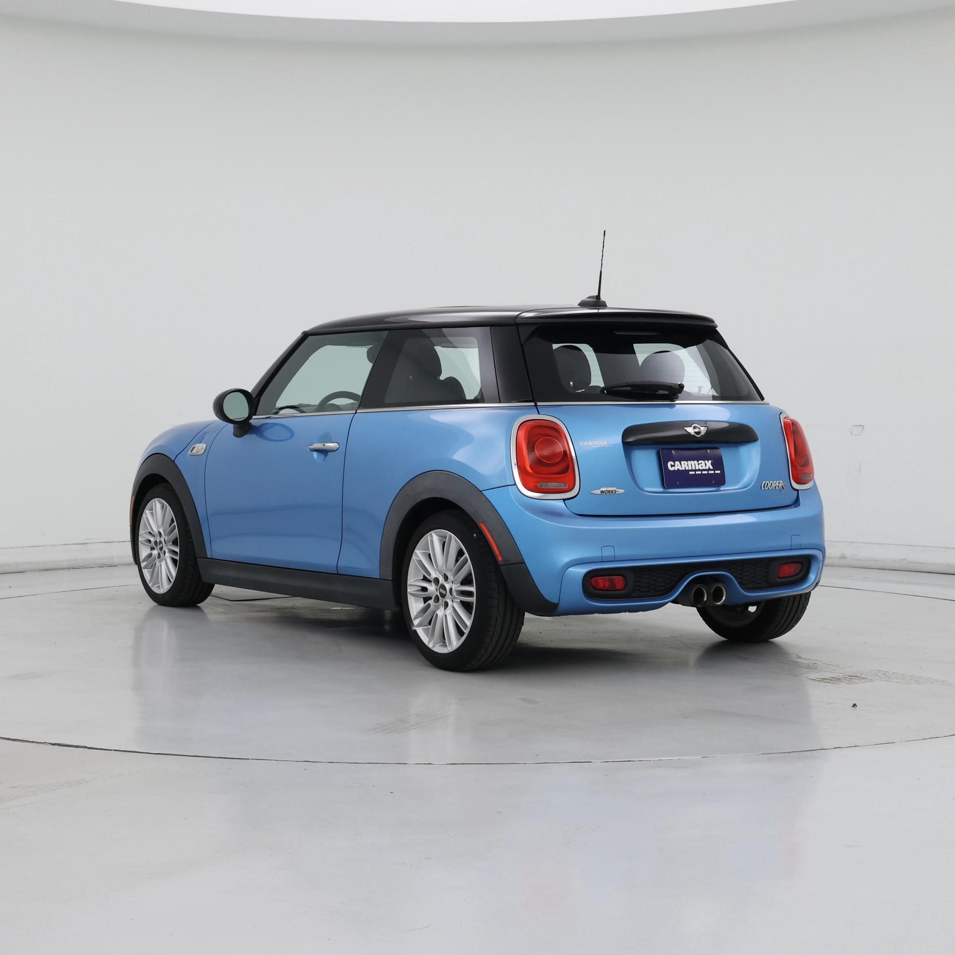 Thumbnail: 2016 MINI Cooper Hardtop - 2