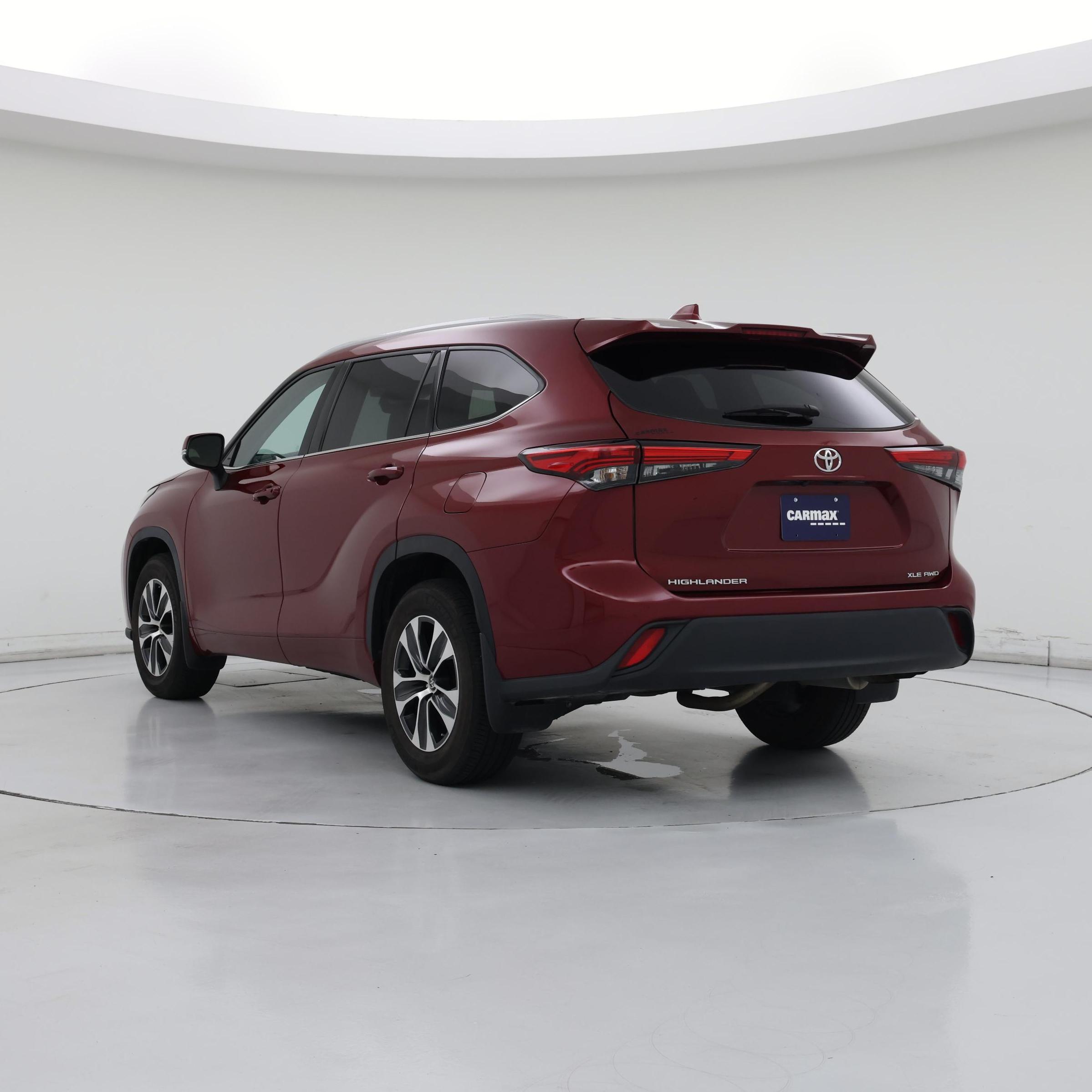 Thumbnail: 2022 Toyota Highlander - 2