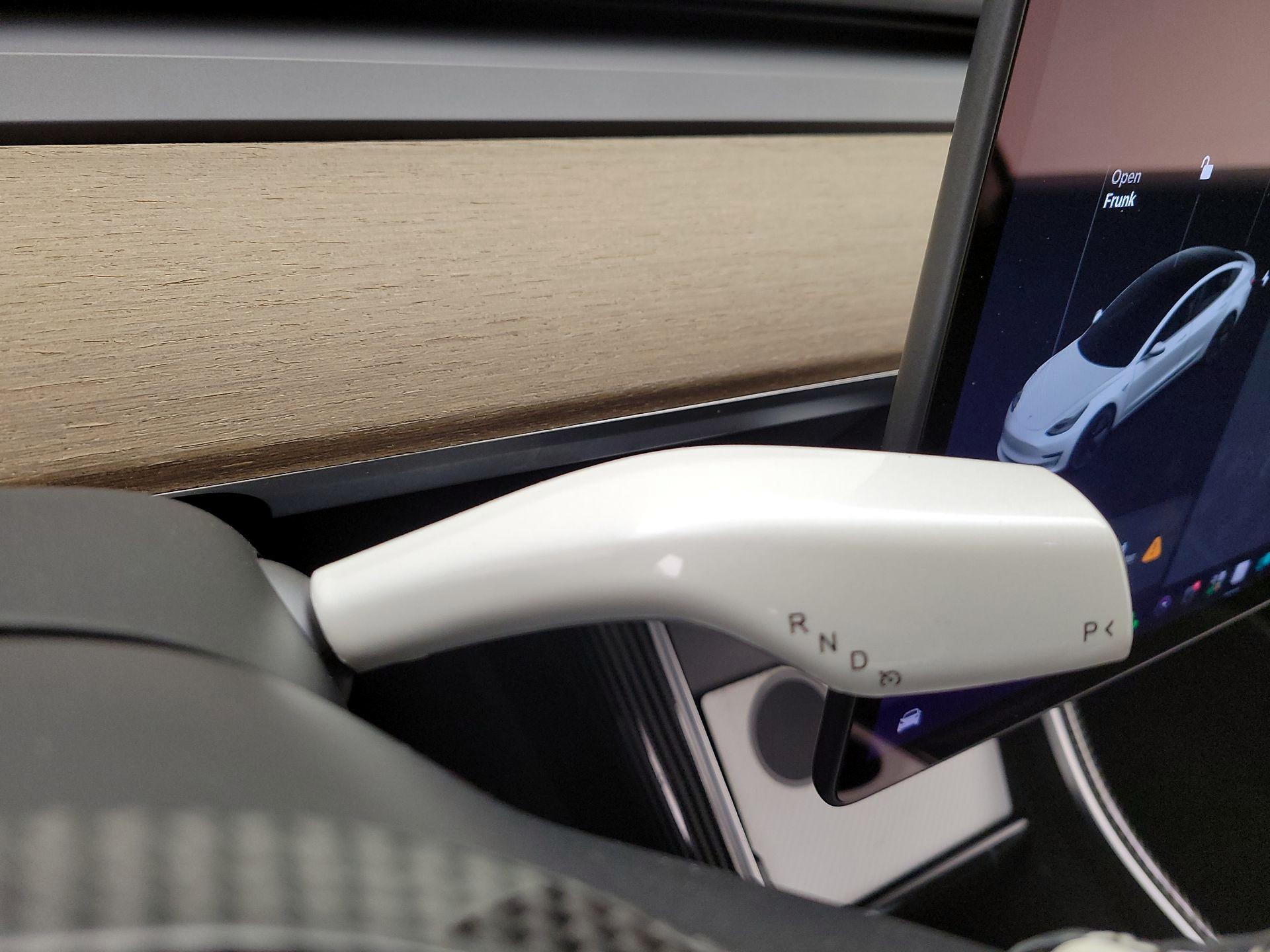 Thumbnail: 2020 Tesla Model 3 - 17