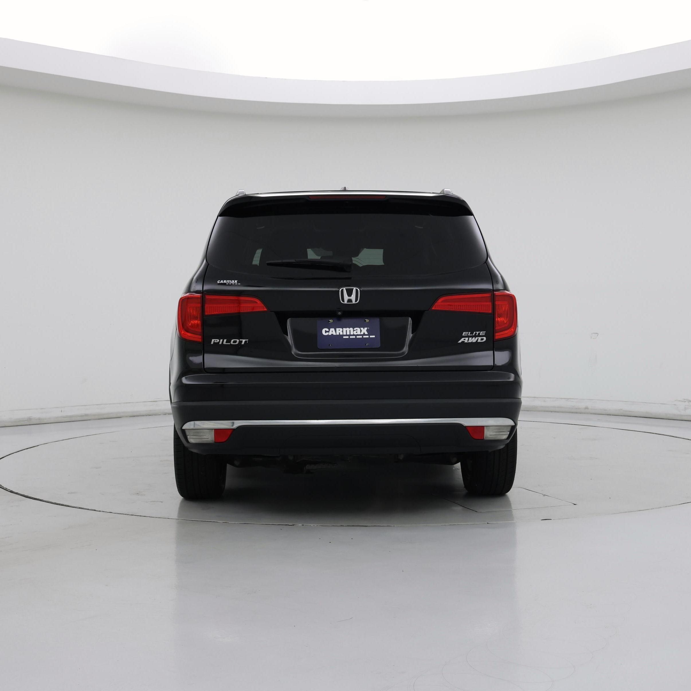 Thumbnail: 2017 Honda Pilot - 6