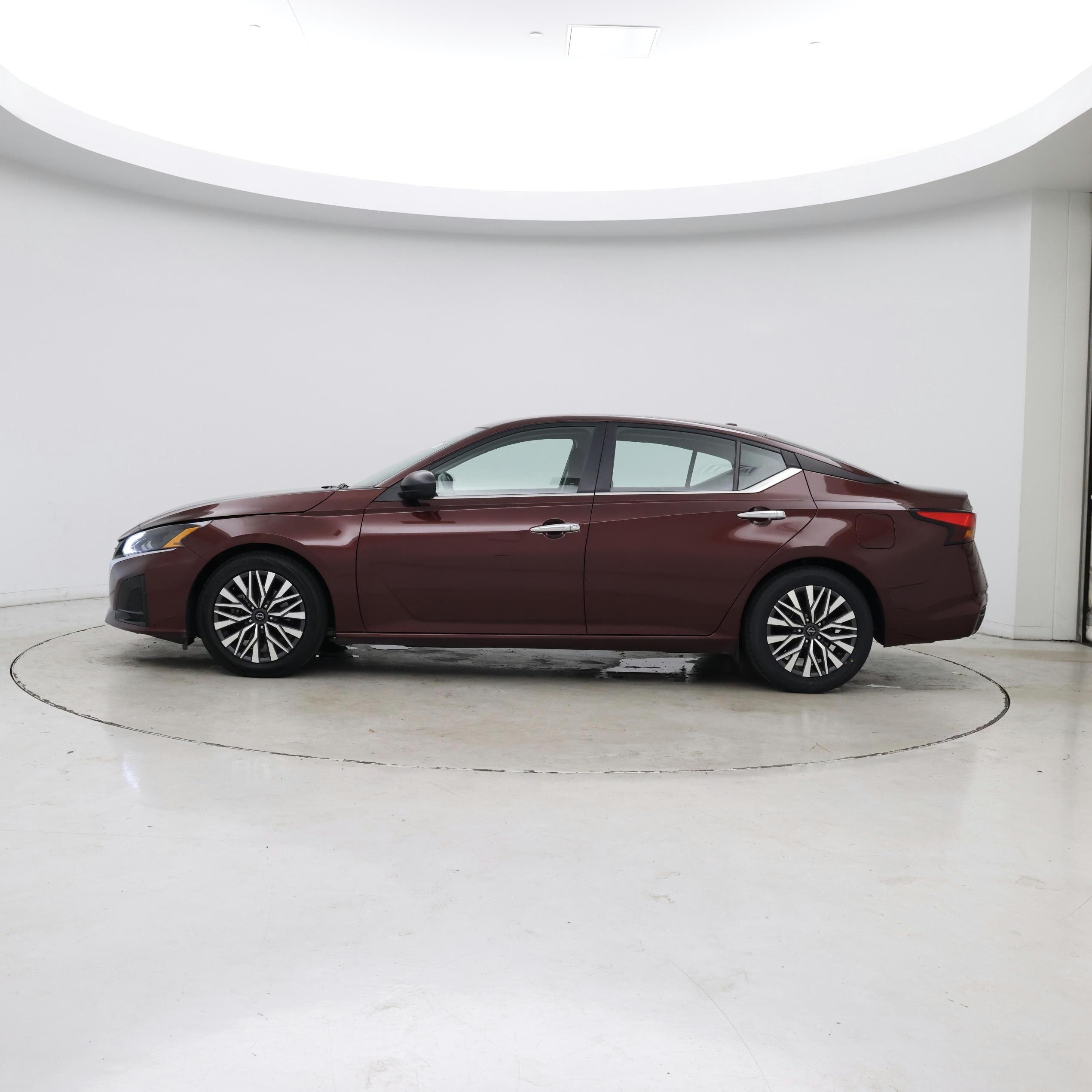 Thumbnail: 2024 Nissan Altima - 3
