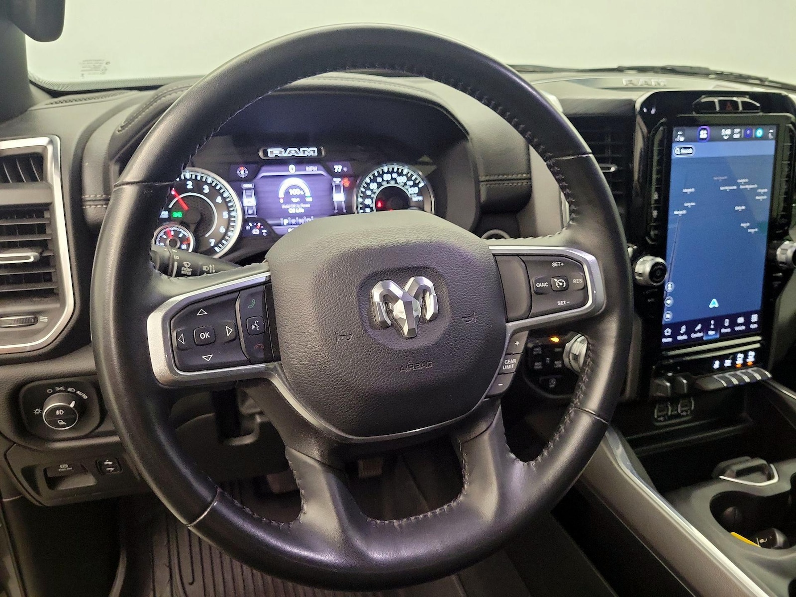 2024 RAM Ram 1500 Pickup Laramie - Photo 11