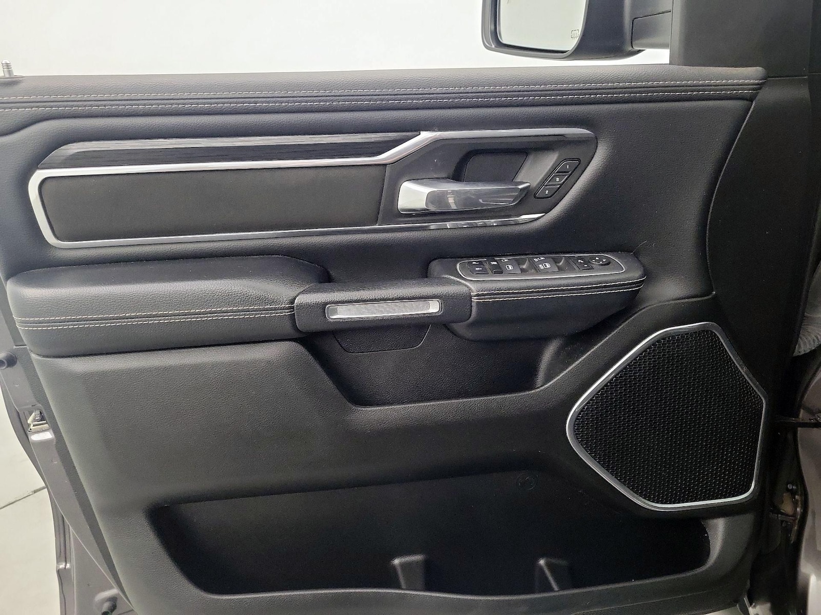 2024 RAM Ram 1500 Pickup Laramie - Photo 13