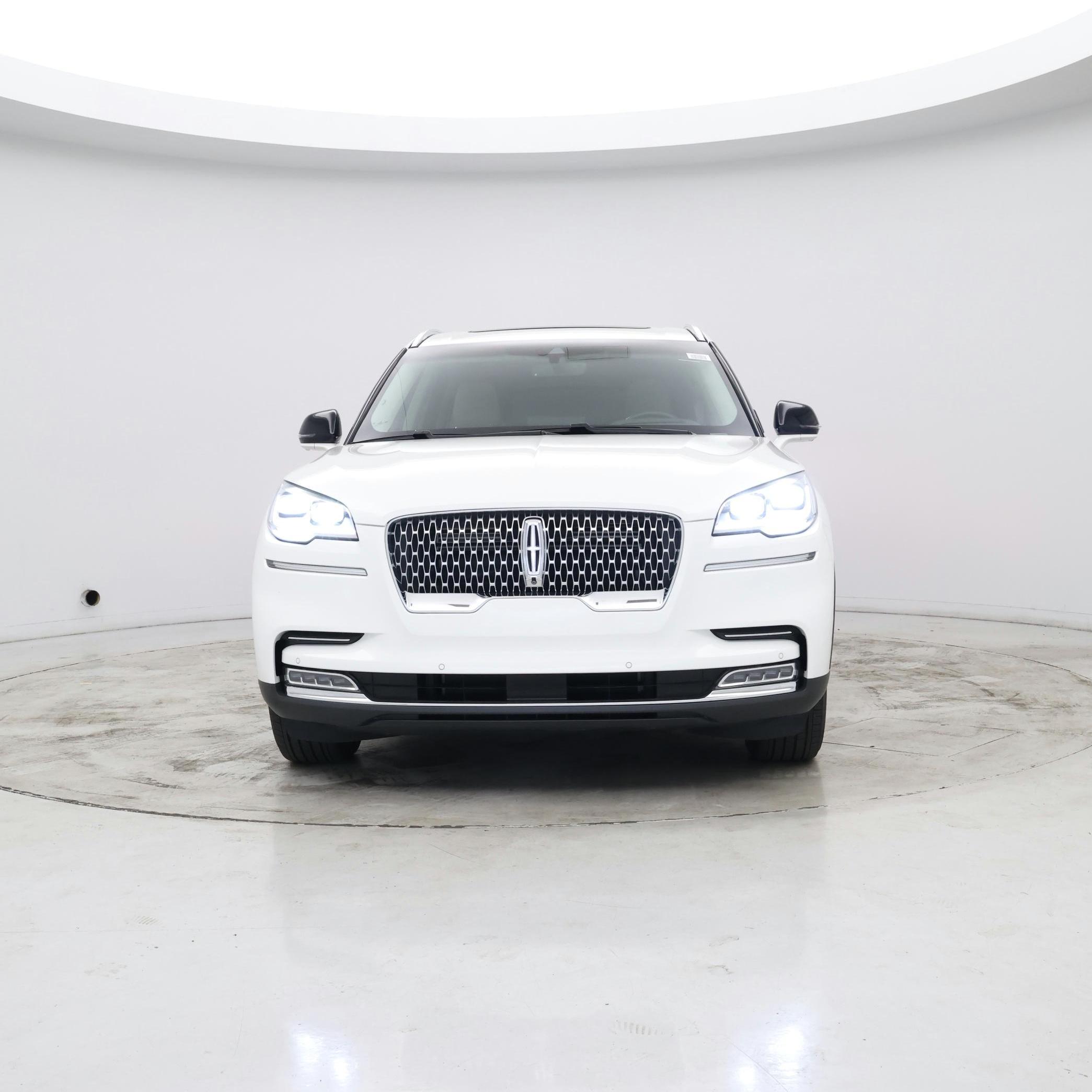 Thumbnail: 2022 Lincoln Aviator - 4