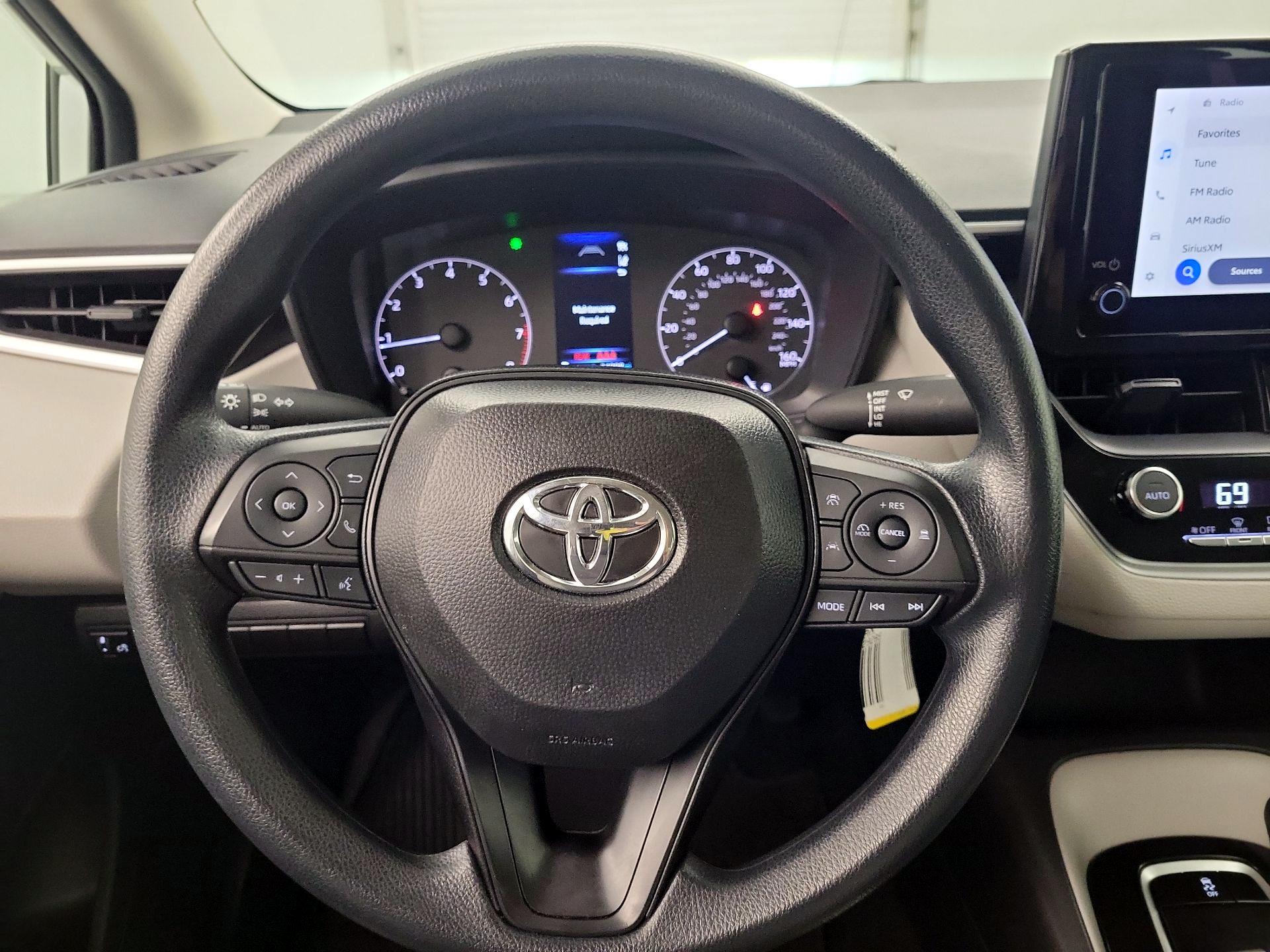 Thumbnail: 2025 Toyota Corolla - 10
