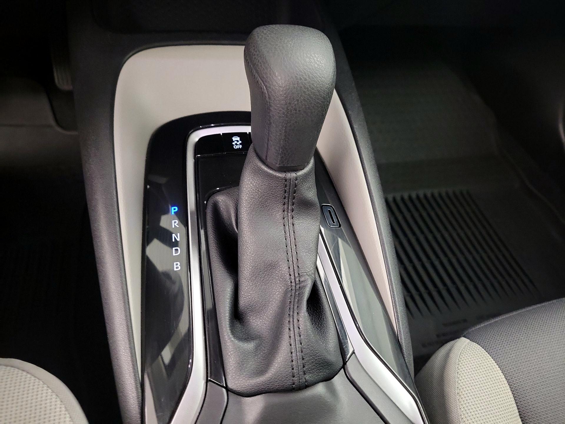 Thumbnail: 2025 Toyota Corolla - 17