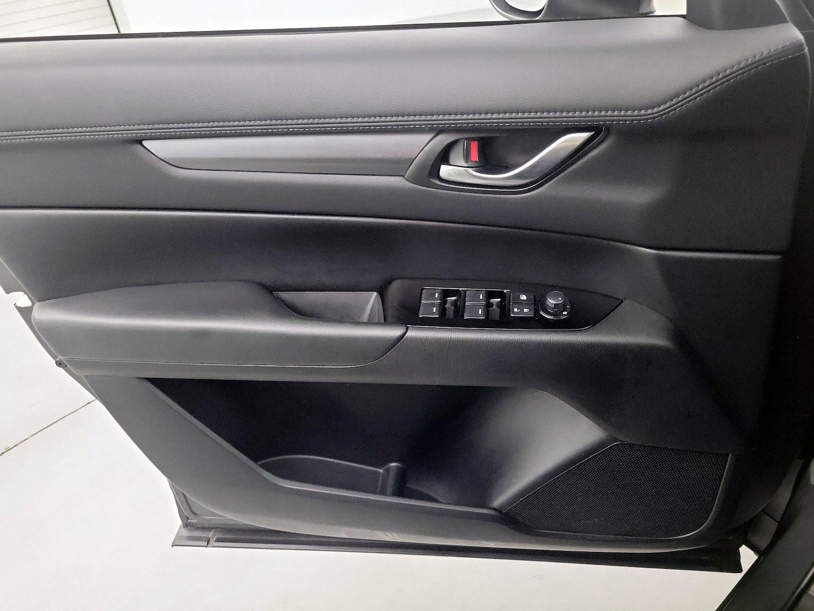 2025 Mazda CX-5 S Preferred package - Photo 13