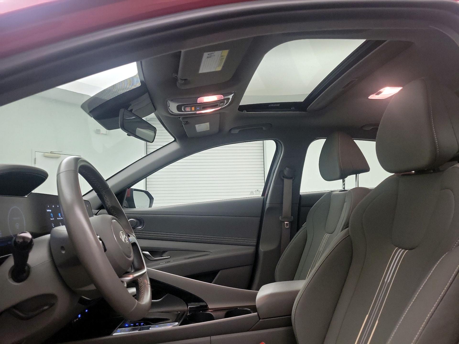 Thumbnail: 2025 Hyundai Elantra - 20