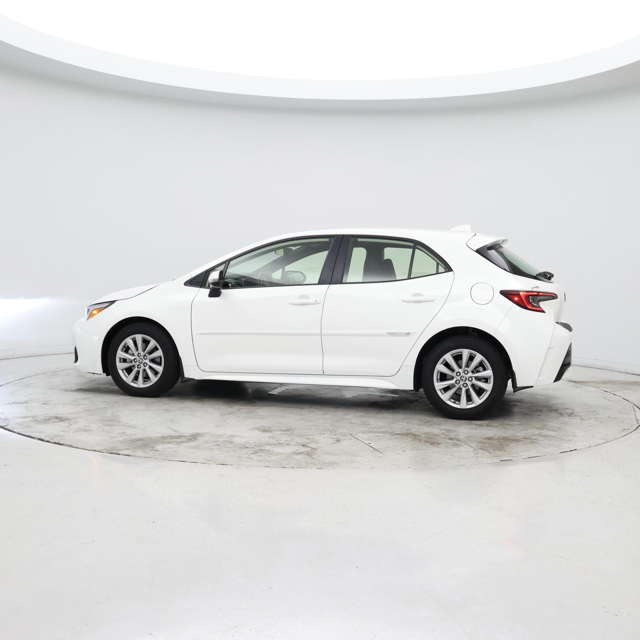 Thumbnail: 2023 Toyota Corolla - 3